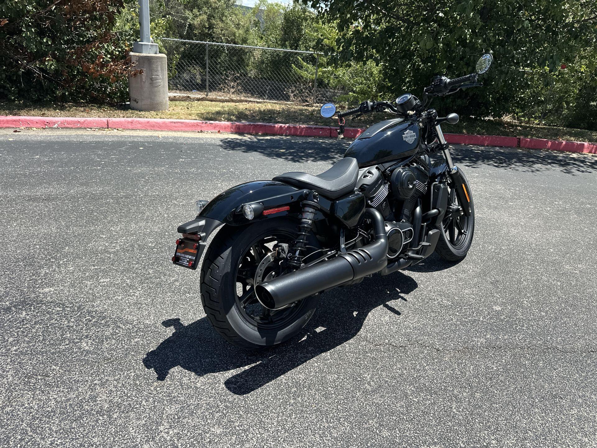 2026 Harley-Davidson® Nightster® RH975, photo 9
