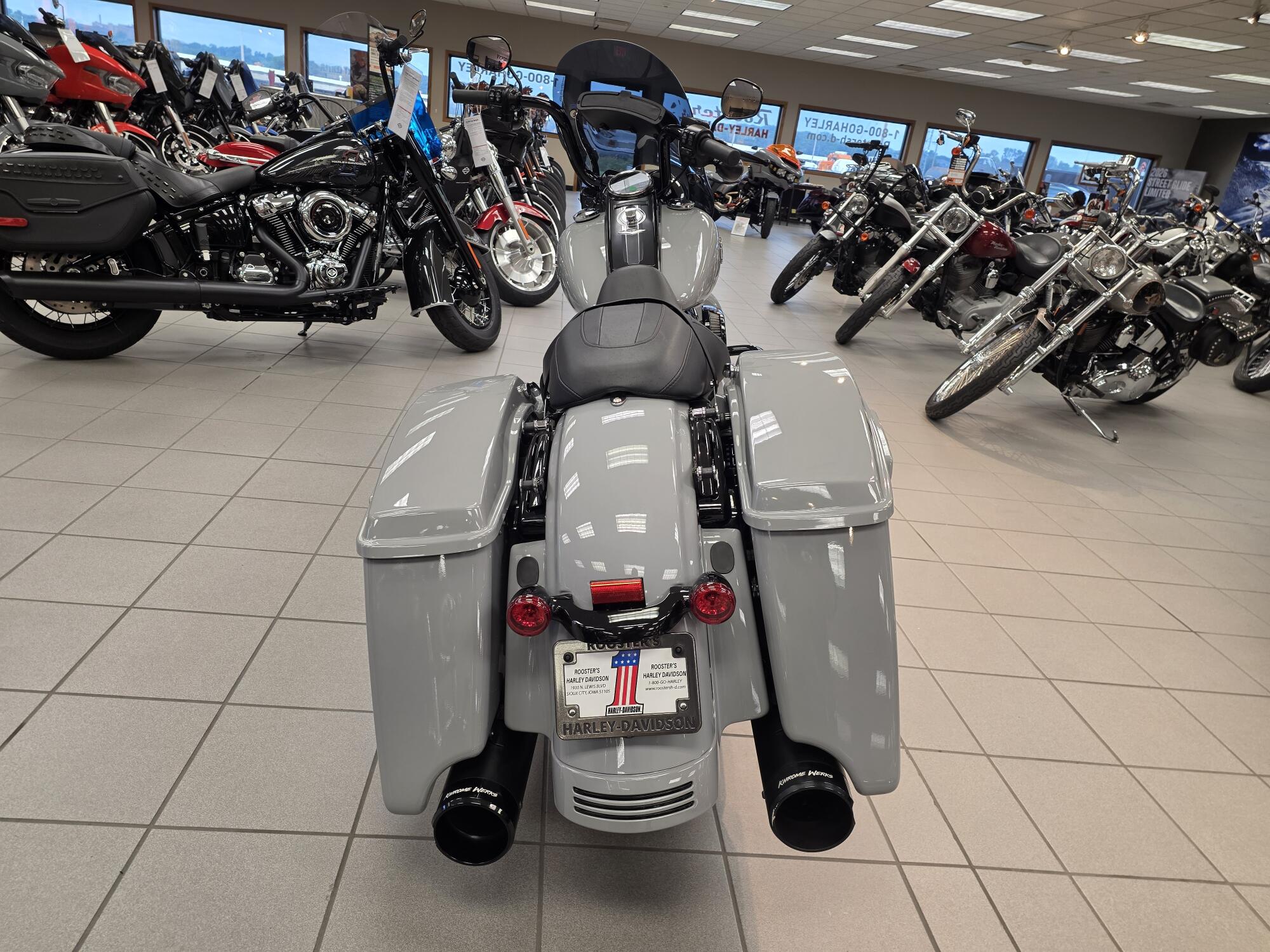 FLHRXS 2025 Road King™ Special, photo 7