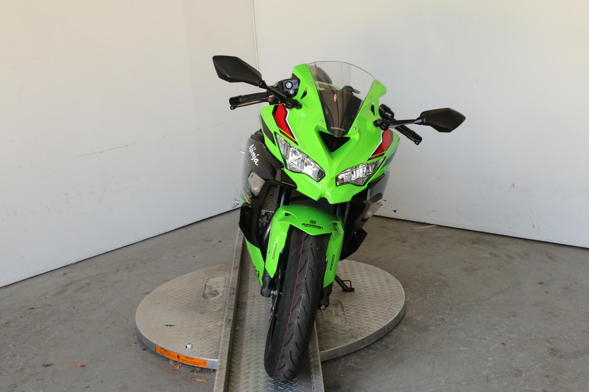 2023 Kawasaki Ninja® Zx™-4RR KRT, photo 4