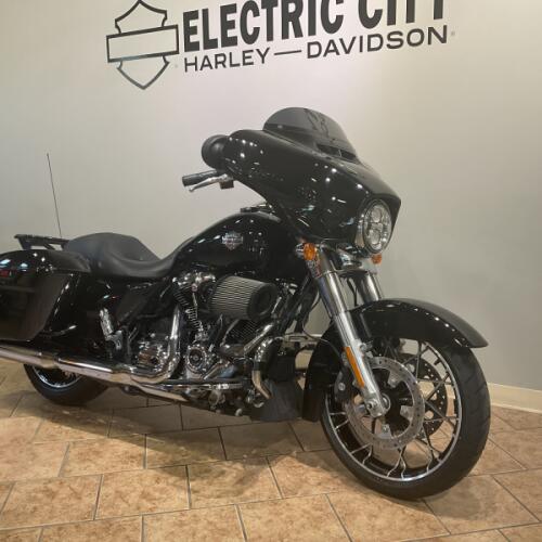 2022 Harley-Davidson® FLHXS Street Glide® Special Vivid Black
