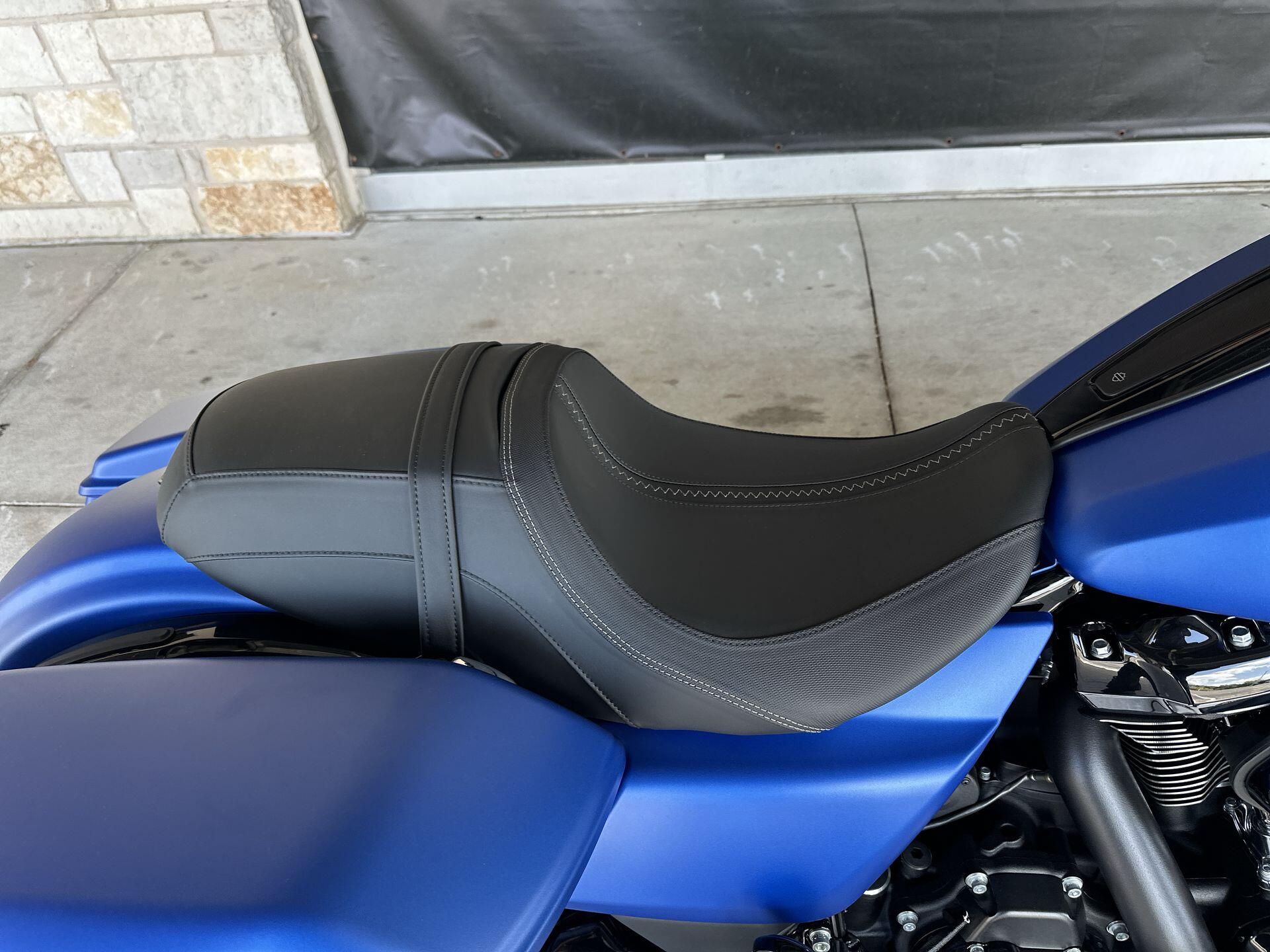 2026 Harley-Davidson® Road Glide® FLTRX, photo 14