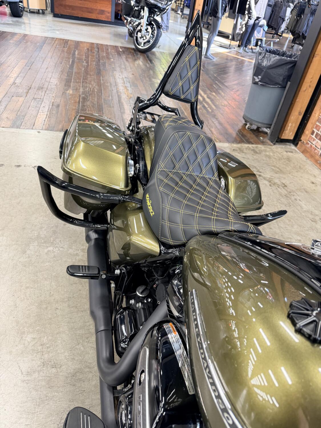 2017 Harley-Davidson® Road King® Special FLHRXS, photo 7