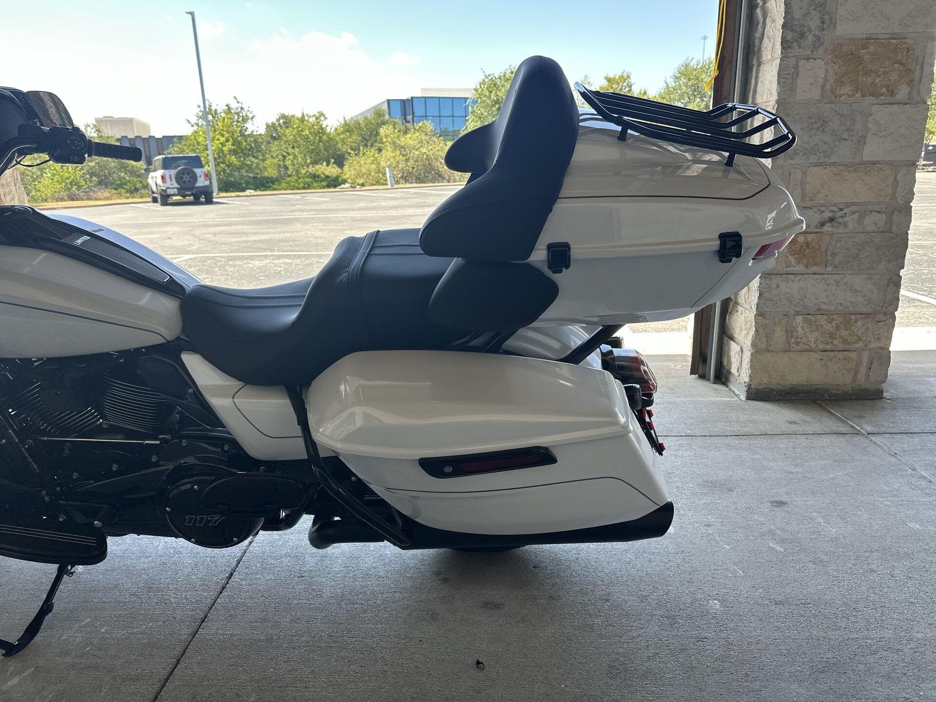 2026 Harley-Davidson® Street Glide Limited FLHXL, photo 19
