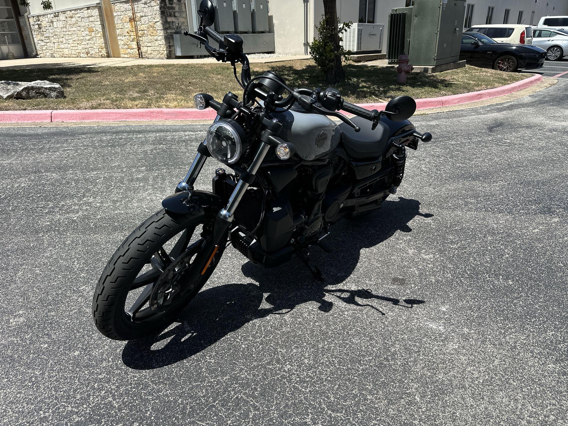 2026 Harley-Davidson® Nightster® RH975, photo 5