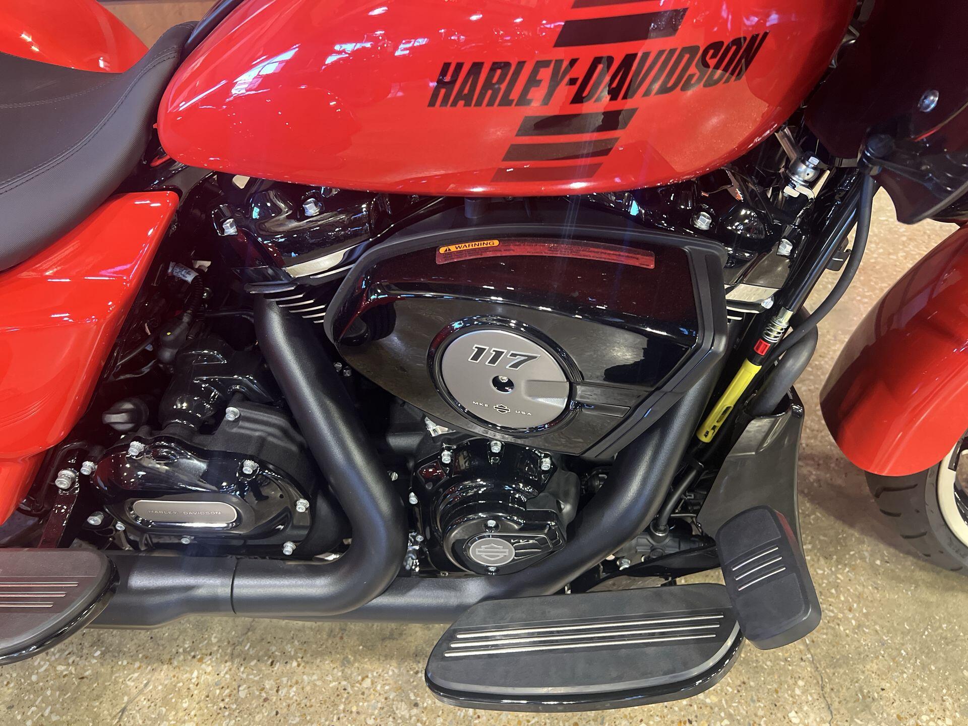 2026 Harley-Davidson® Road Glide 3 FLTRT, photo 12