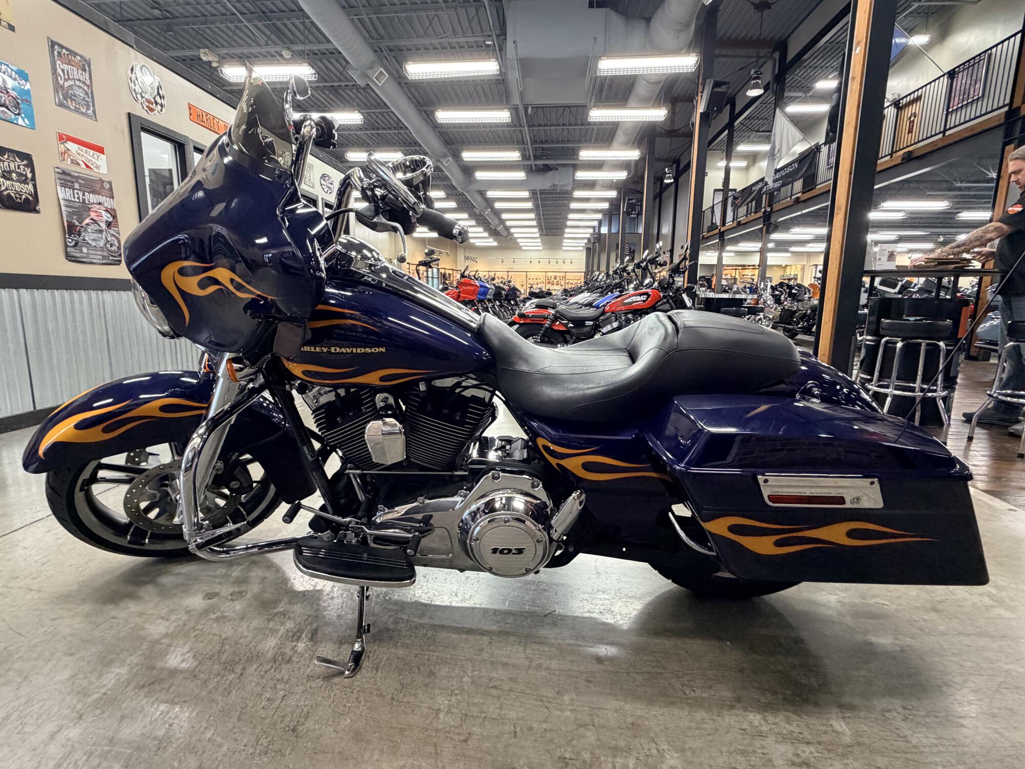 2012 Harley-Davidson® Street Glide® FLHX, photo 11