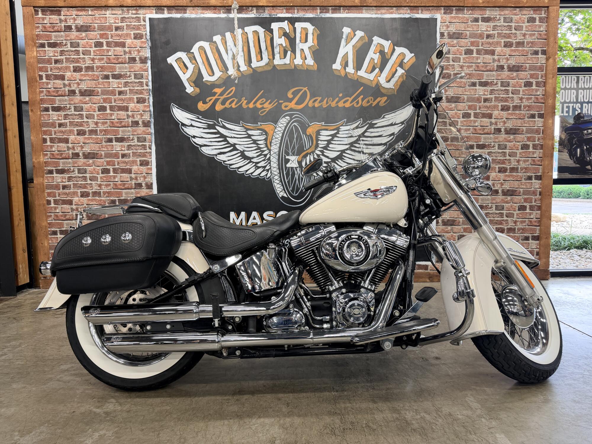 2015 Harley-Davidson® Softail® Deluxe FLSTN