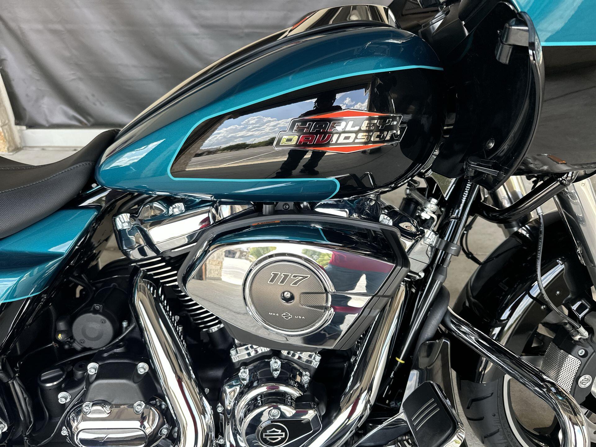 2026 Harley-Davidson® Road Glide® FLTRX, photo 13