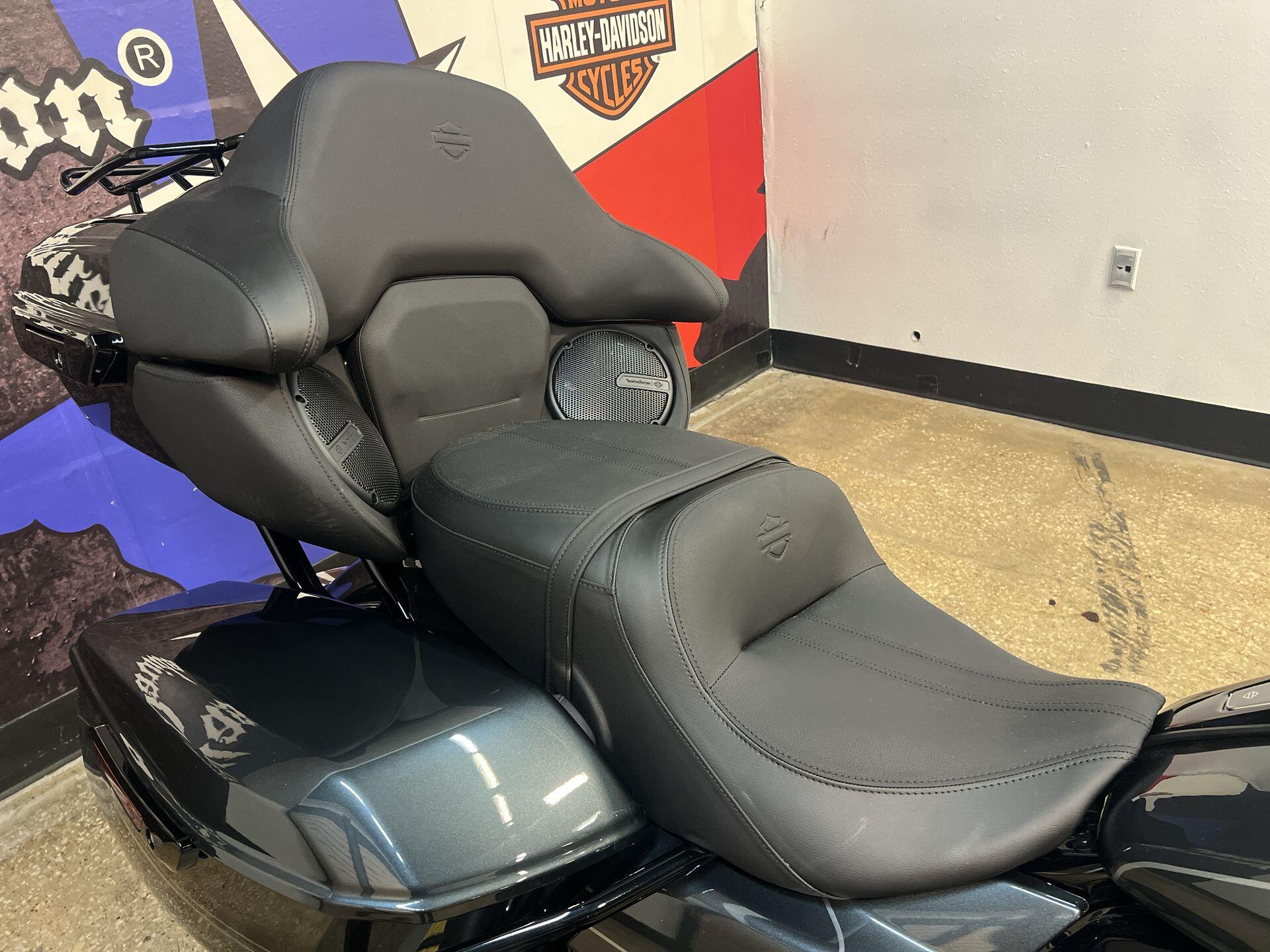 2026 Harley-Davidson® Road Glide Limited FLTRXL, photo 14