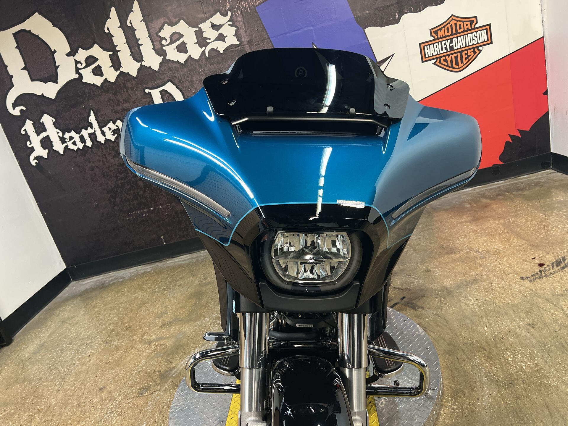 2026 Harley-Davidson® Street Glide® FLHX, photo 10