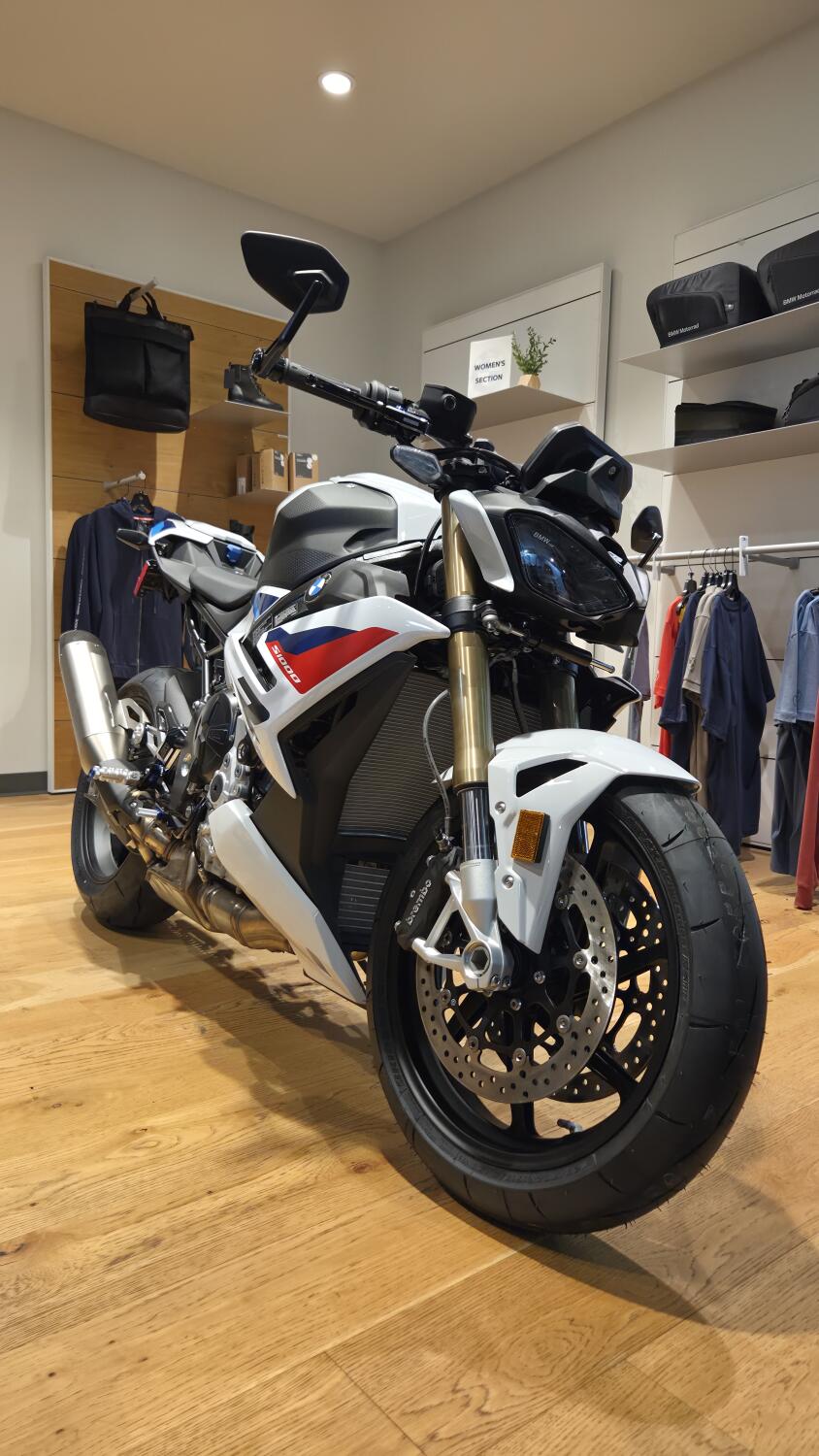 2026 BMW Motorrad S 1000 R | $750 Cash Rebate