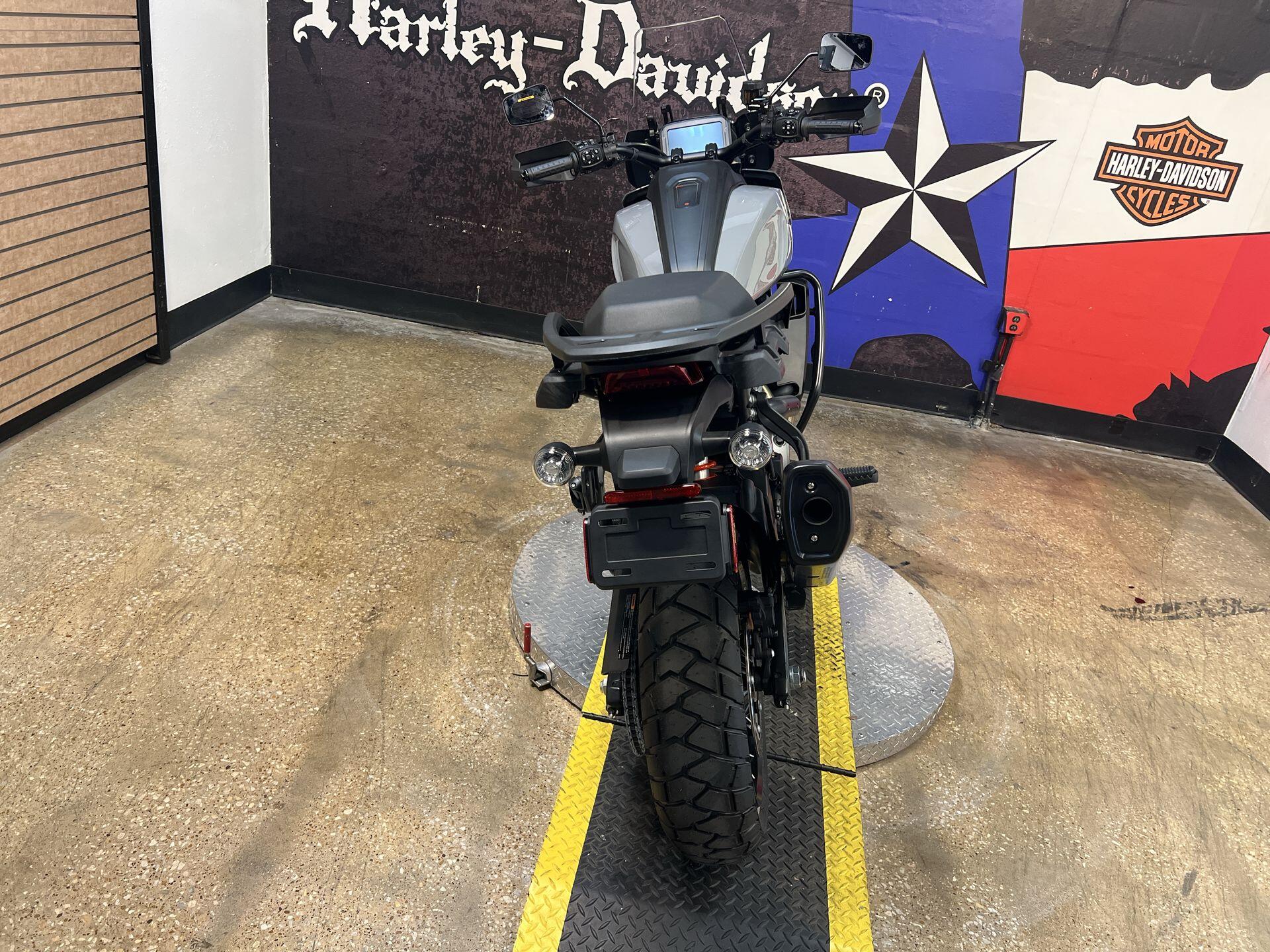 2026 Harley-Davidson® Pan America® 1250 Special RA1250S, photo 9