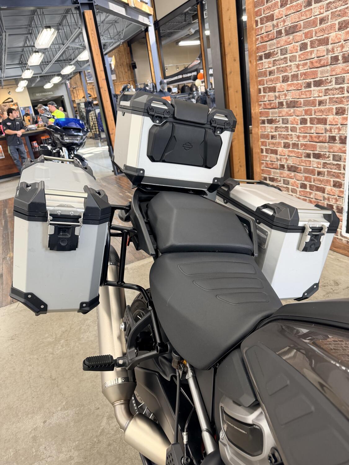 2023 Harley-Davidson® Pan America™ 1250 Special RA1250S, photo 7