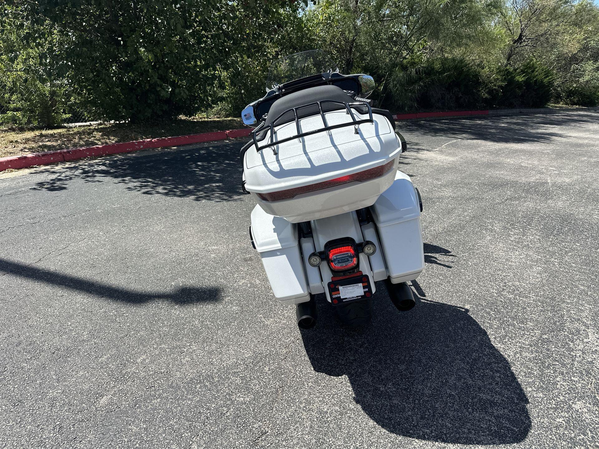 2026 Harley-Davidson® Street Glide Limited FLHXL, photo 8