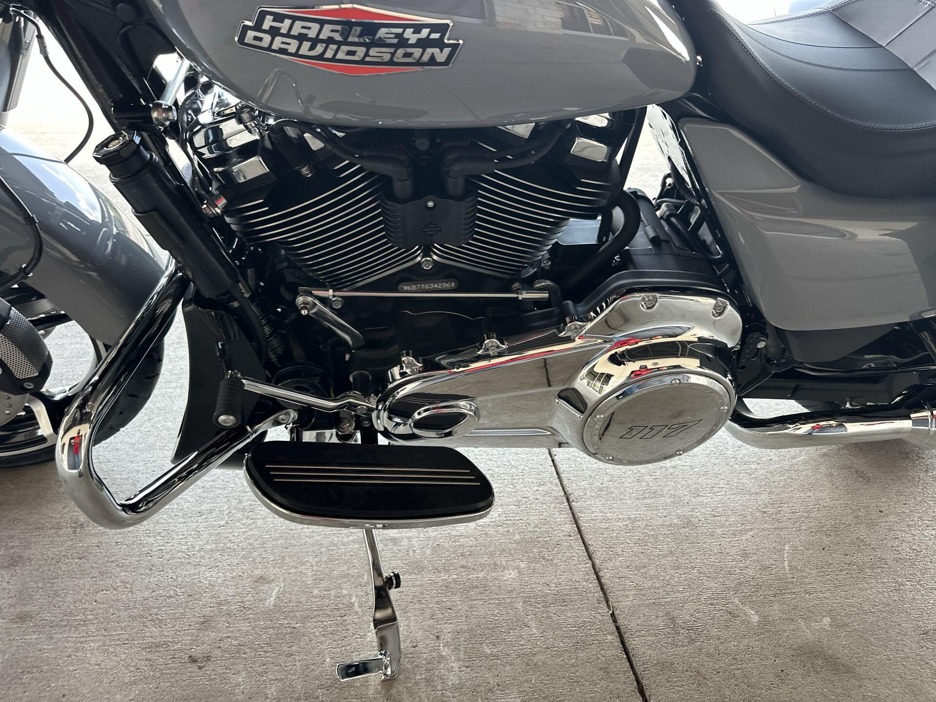 2026 Harley-Davidson® Street Glide® FLHX, photo 12