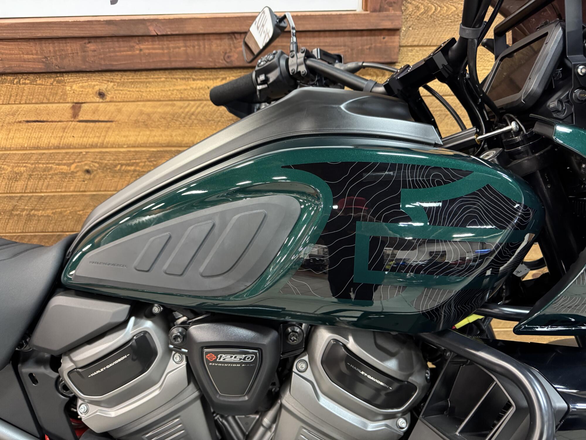 2024 Harley-Davidson® Pan America® 1250 Special Alpine Green w/Laced Wheels RA1250S, photo 2
