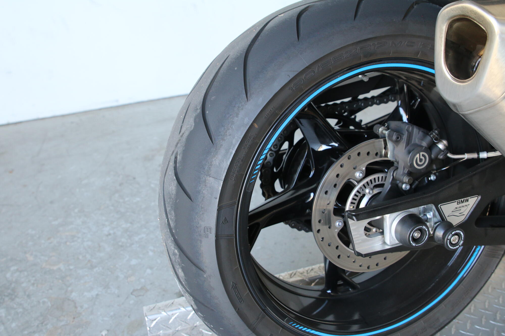 2024 BMW Motorrad S 1000 R, photo 9
