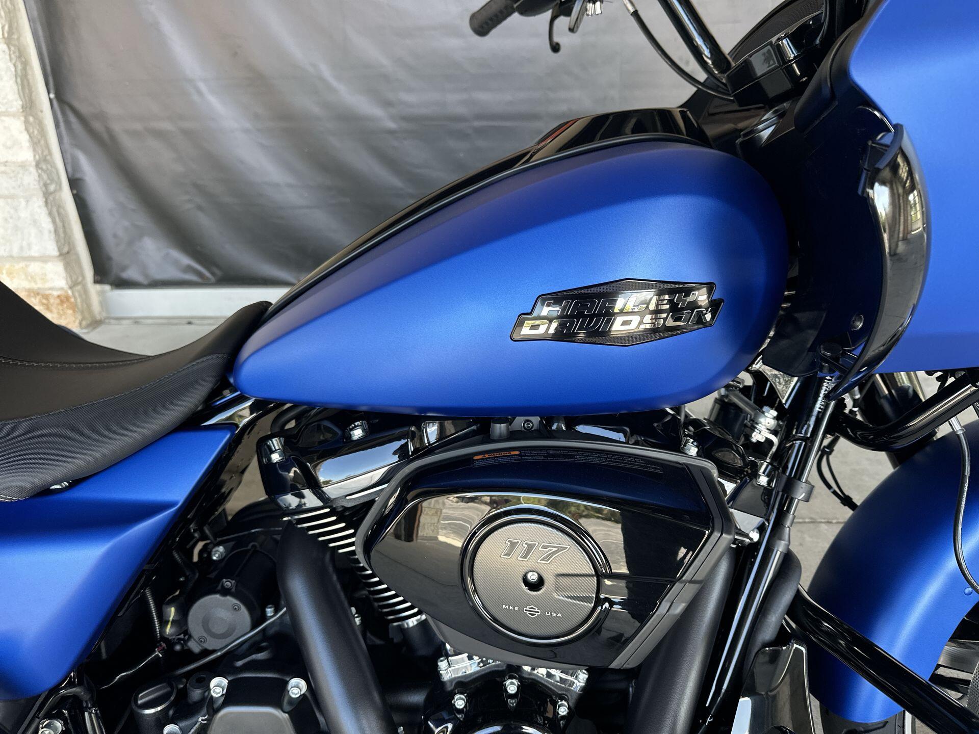 2026 Harley-Davidson® Road Glide® FLTRX, photo 13