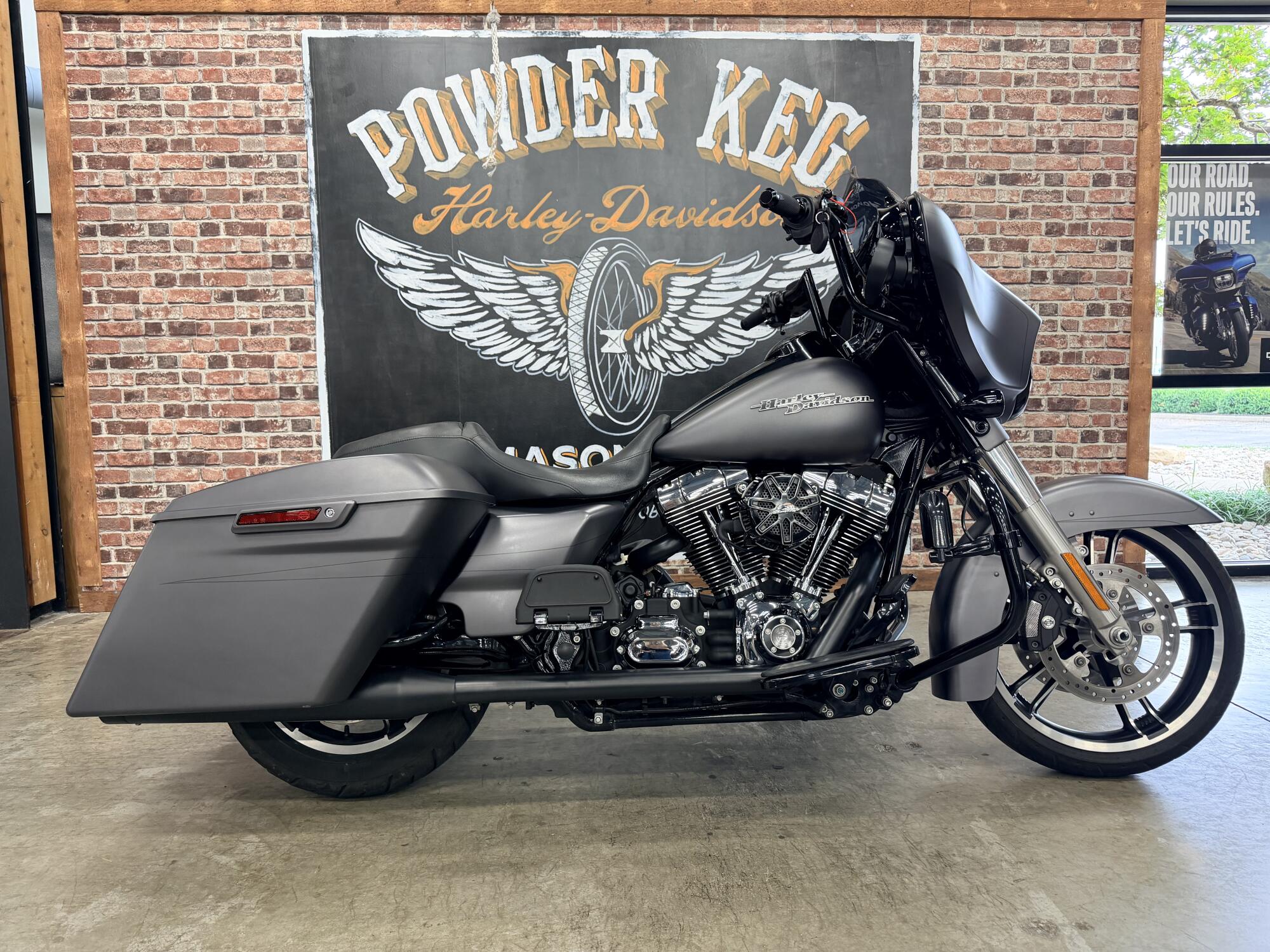 2016 Harley-Davidson® Street Glide® Special FLHXS