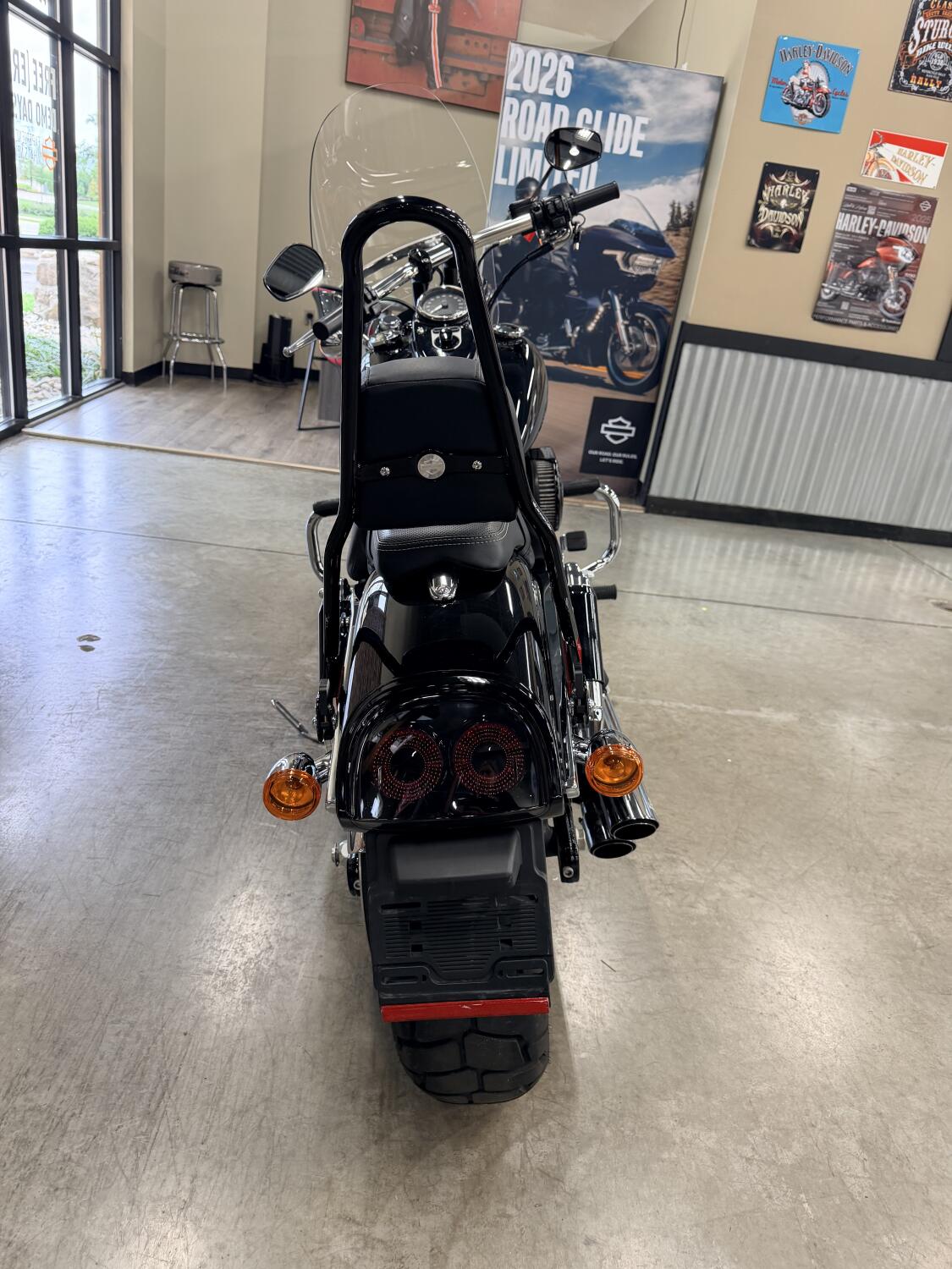 2017 Harley-Davidson® Fat Bob® FXDF, photo 9