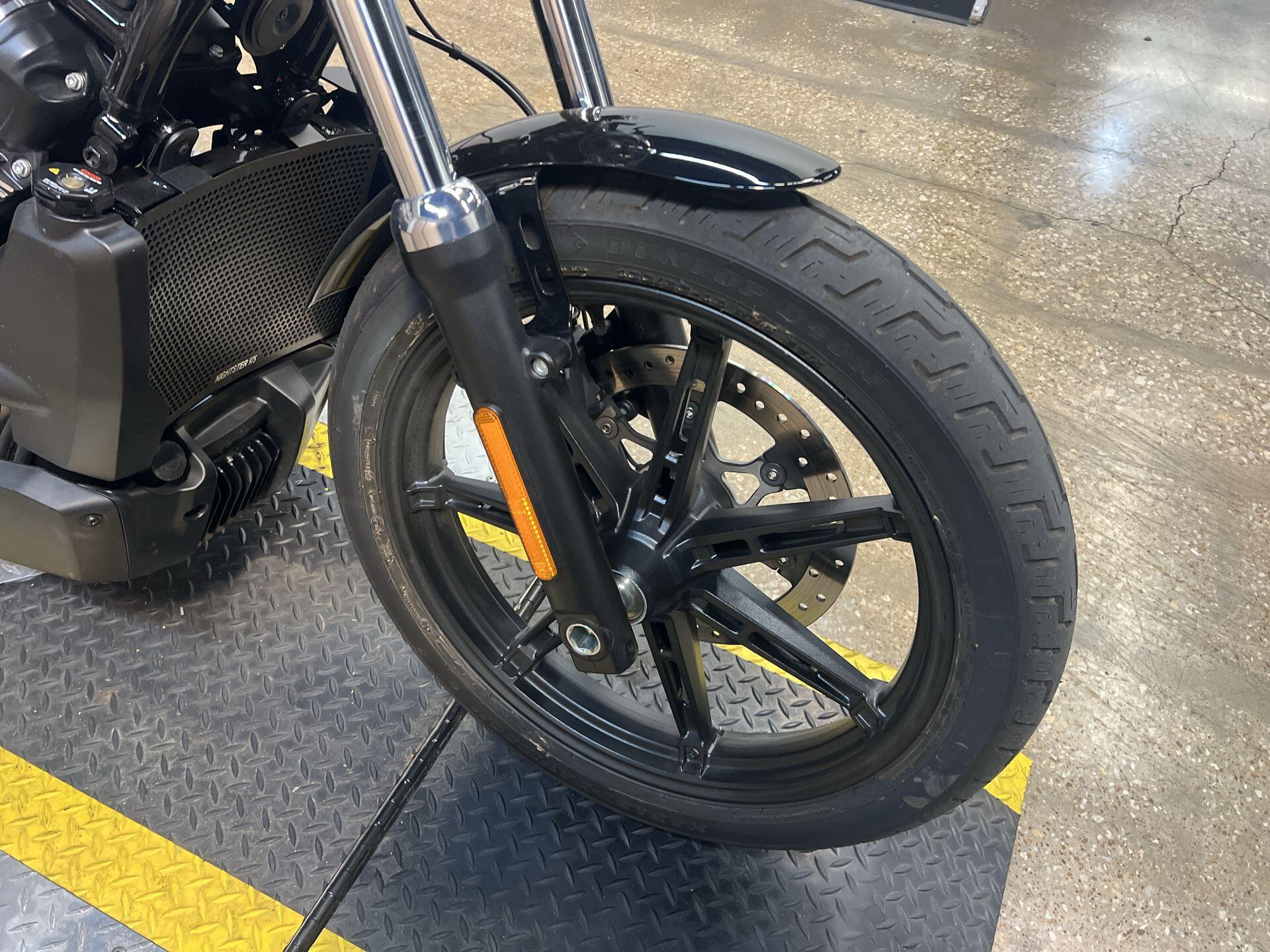 2026 Harley-Davidson® Nightster® Dark Billiard Gray Black Trim, photo 11