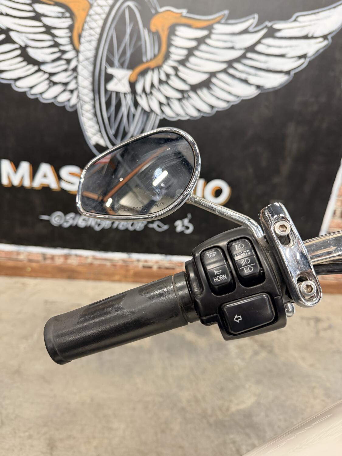 2015 Harley-Davidson® Softail® Deluxe FLSTN, photo 5