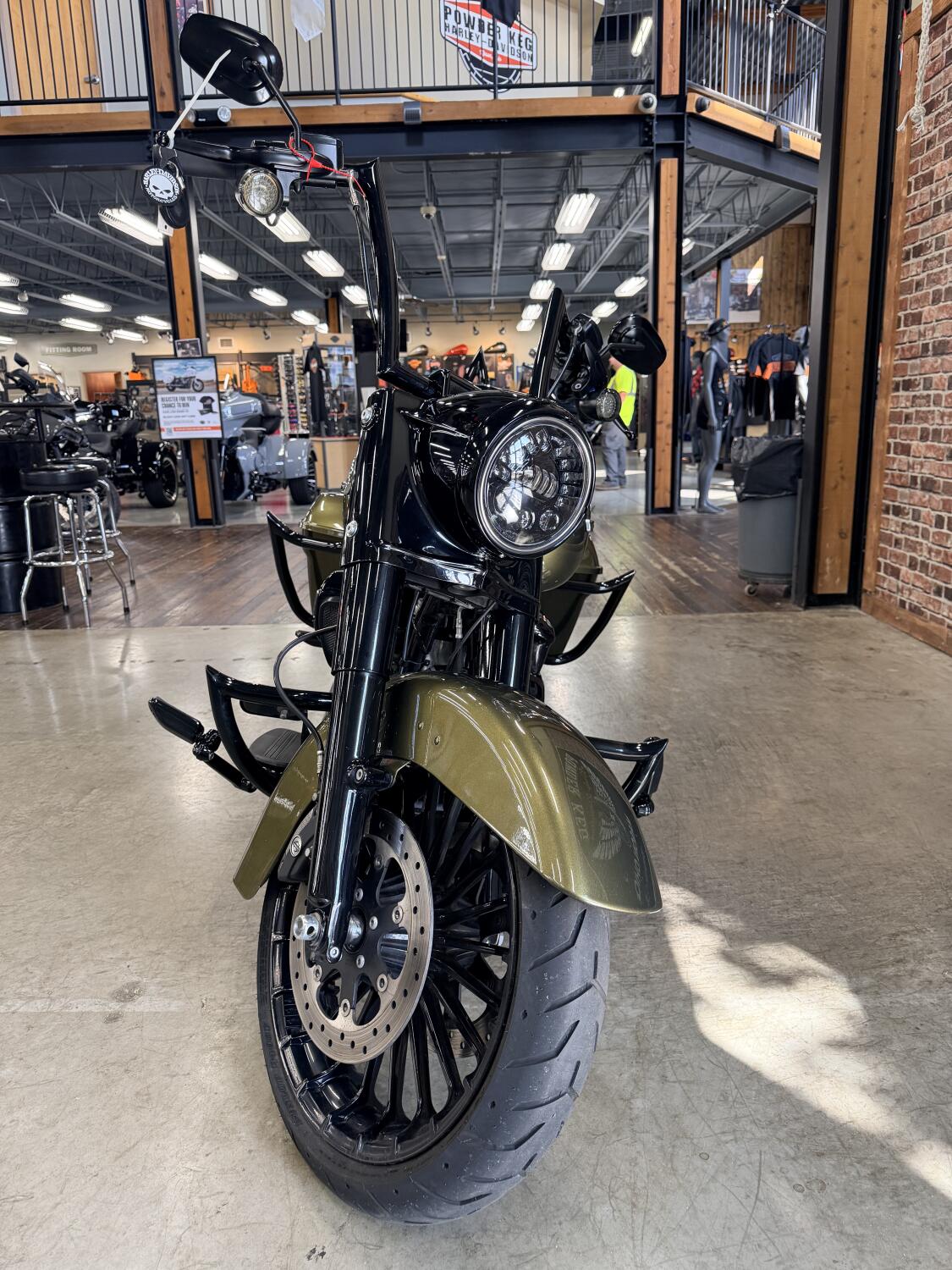 2017 Harley-Davidson® Road King® Special FLHRXS, photo 14
