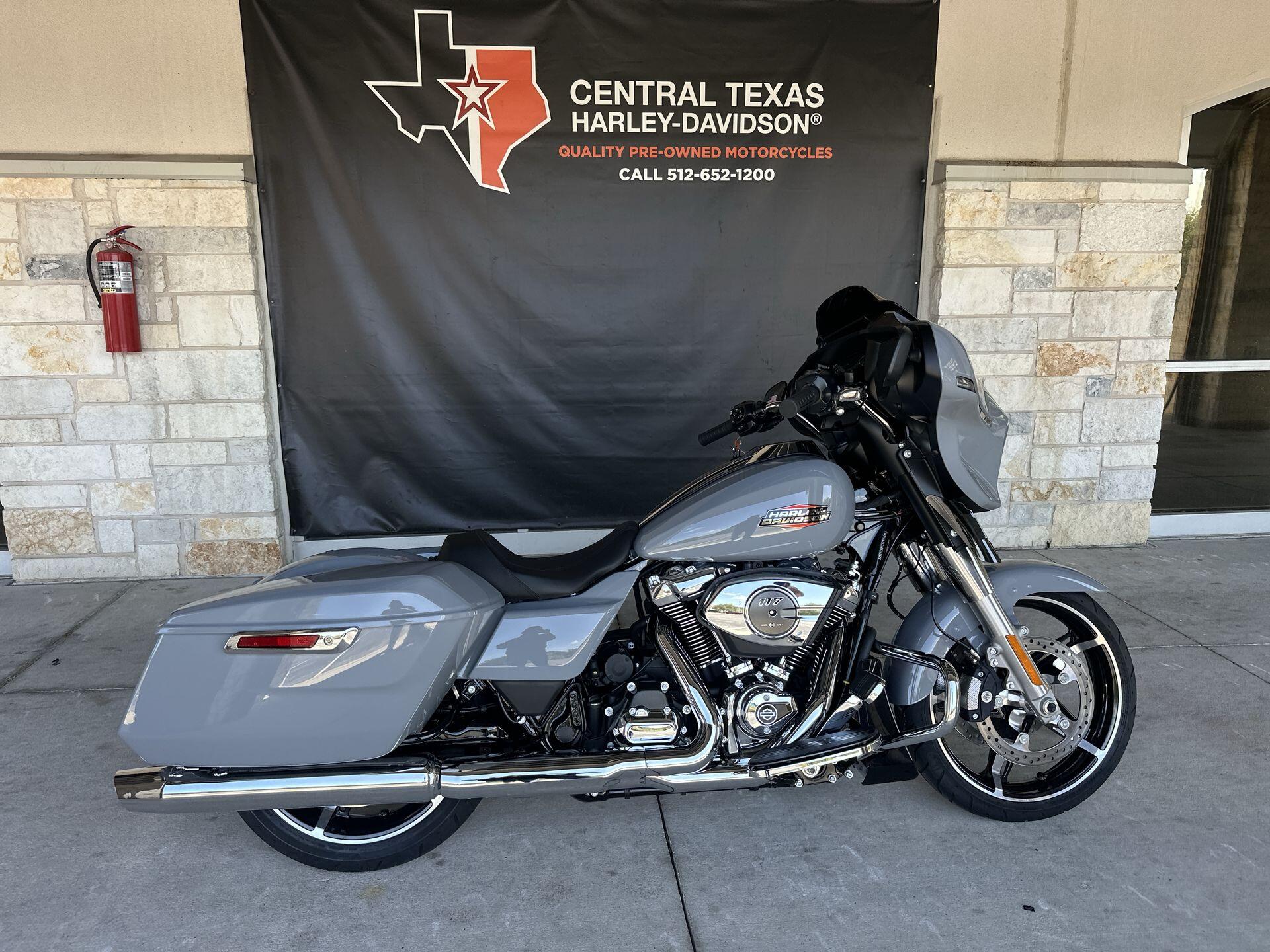 2026 Harley-Davidson® Street Glide® FLHX