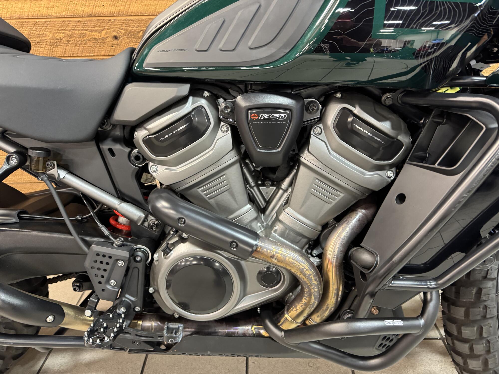 2024 Harley-Davidson® Pan America® 1250 Special Alpine Green w/Laced Wheels RA1250S, photo 3