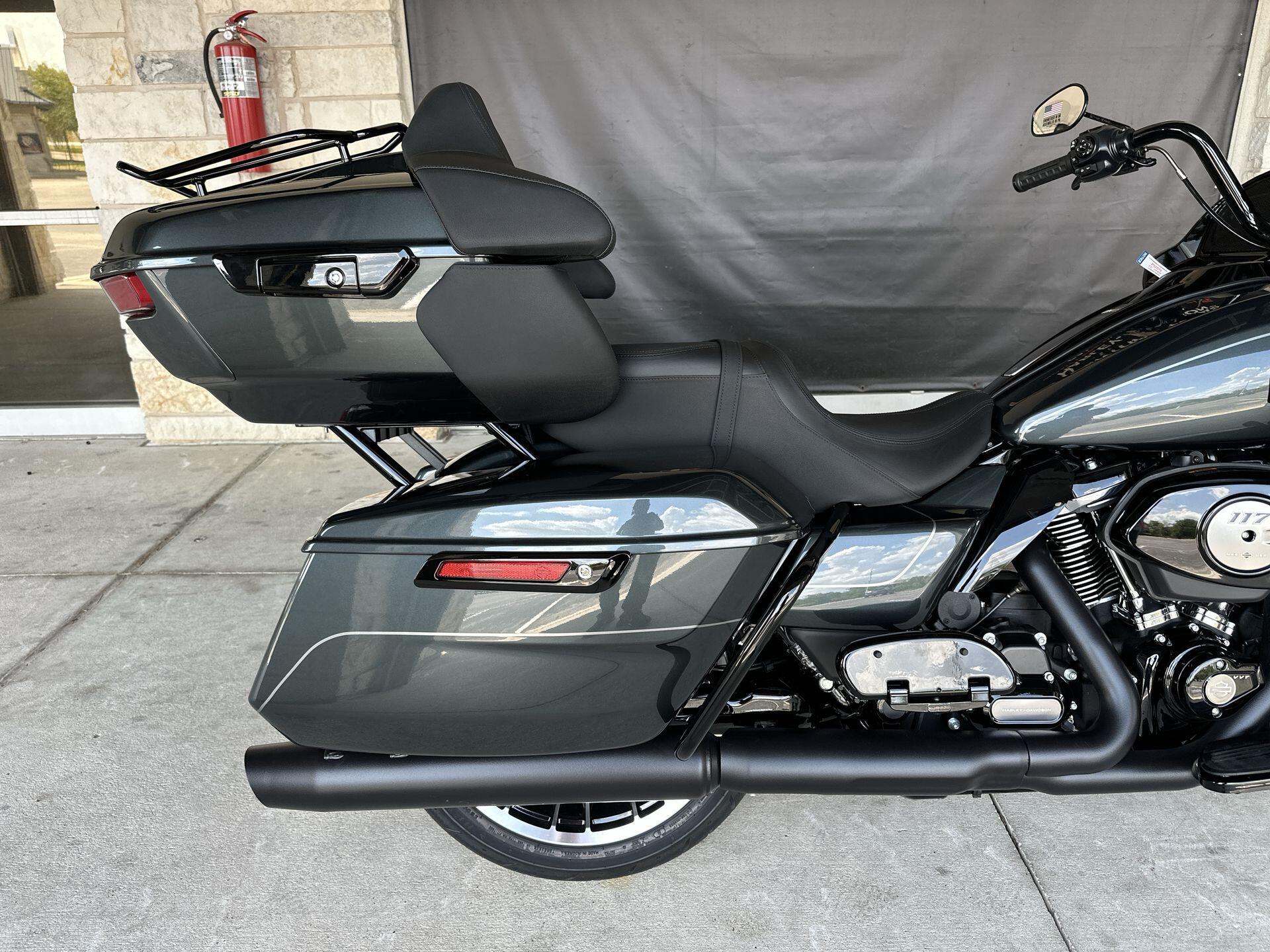 2026 Harley-Davidson® Road Glide Limited FLTRXL, photo 18