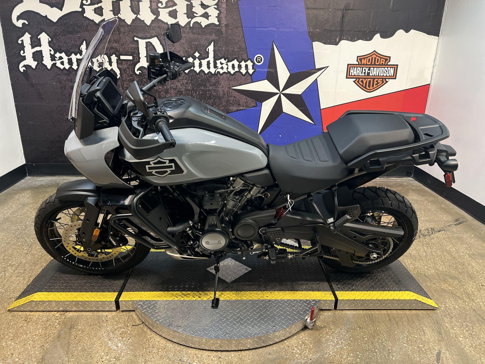 2026 Harley-Davidson® Pan America® 1250 Special RA1250S, photo 3