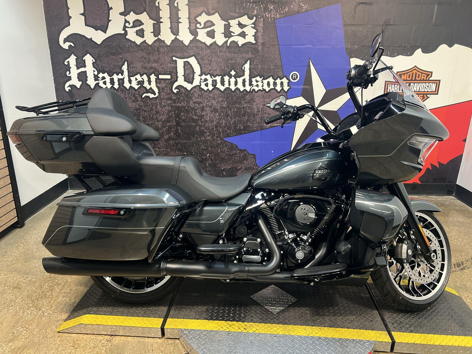 2026 Harley-Davidson® Road Glide Limited FLTRXL, photo 7