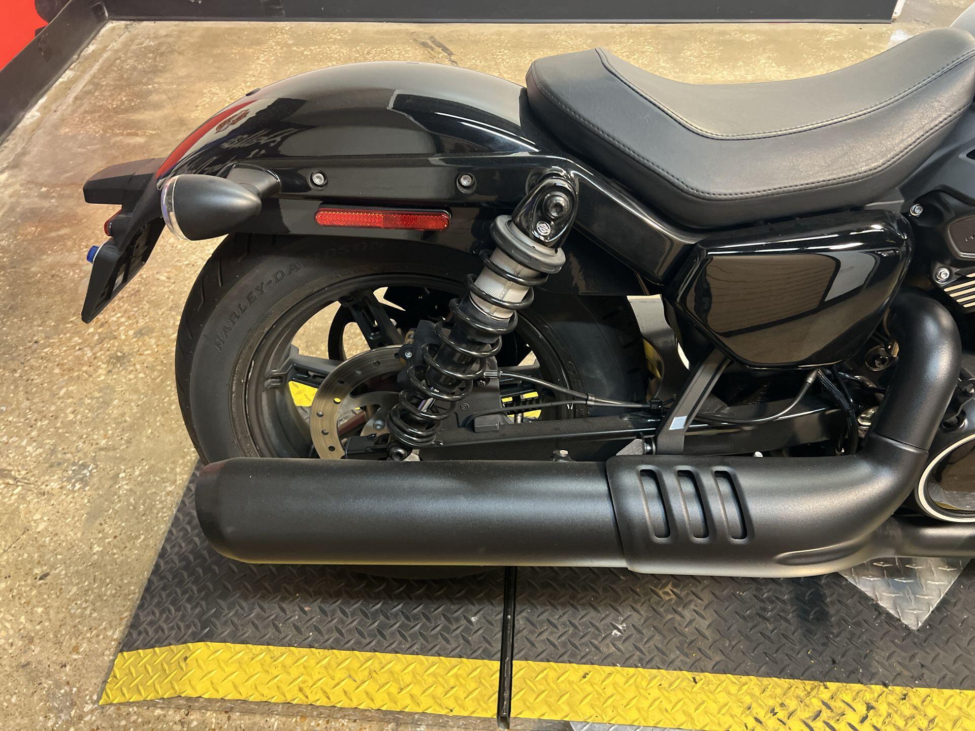 2026 Harley-Davidson® Nightster® Dark Billiard Gray Black Trim, photo 16