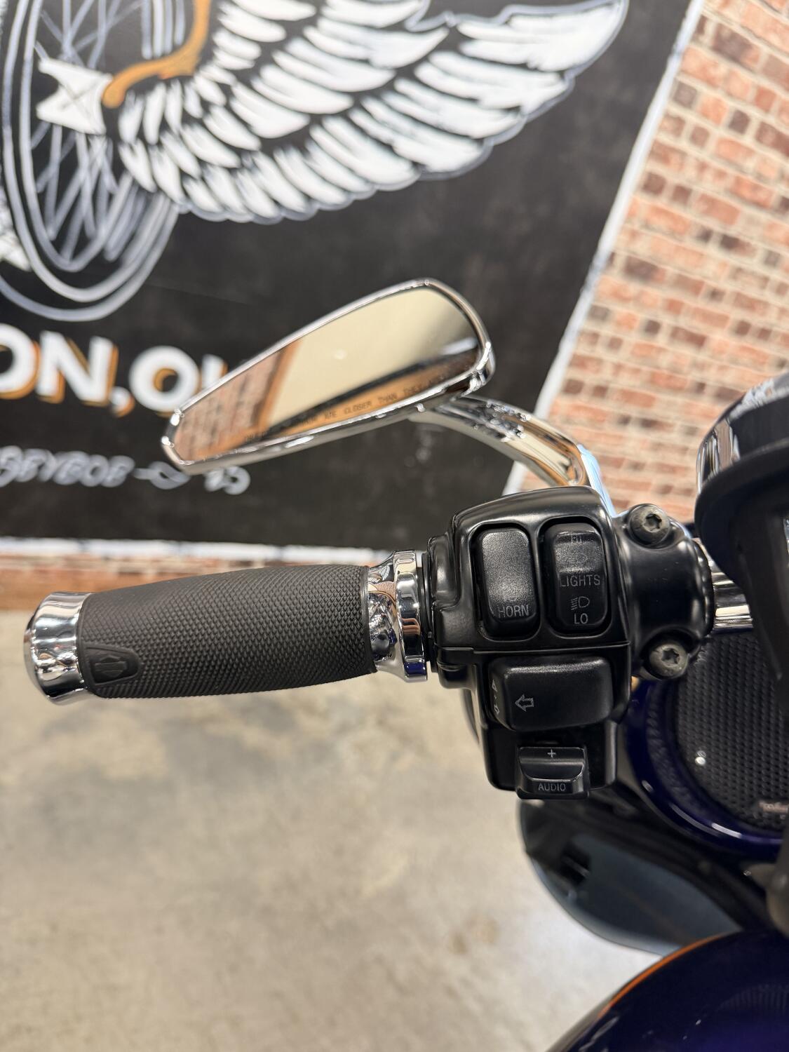 2012 Harley-Davidson® Street Glide® FLHX, photo 5