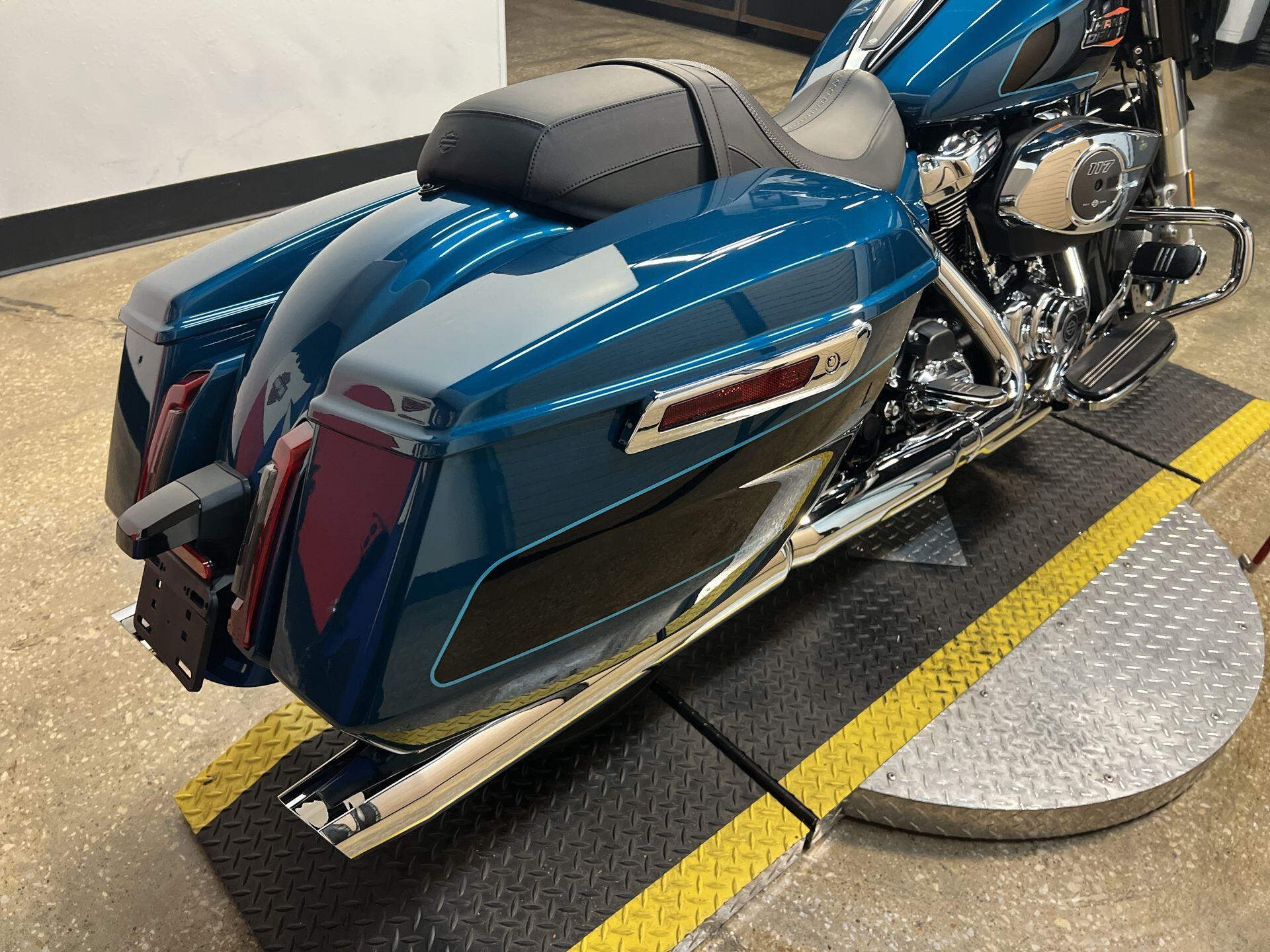 2026 Harley-Davidson® Street Glide® FLHX, photo 17