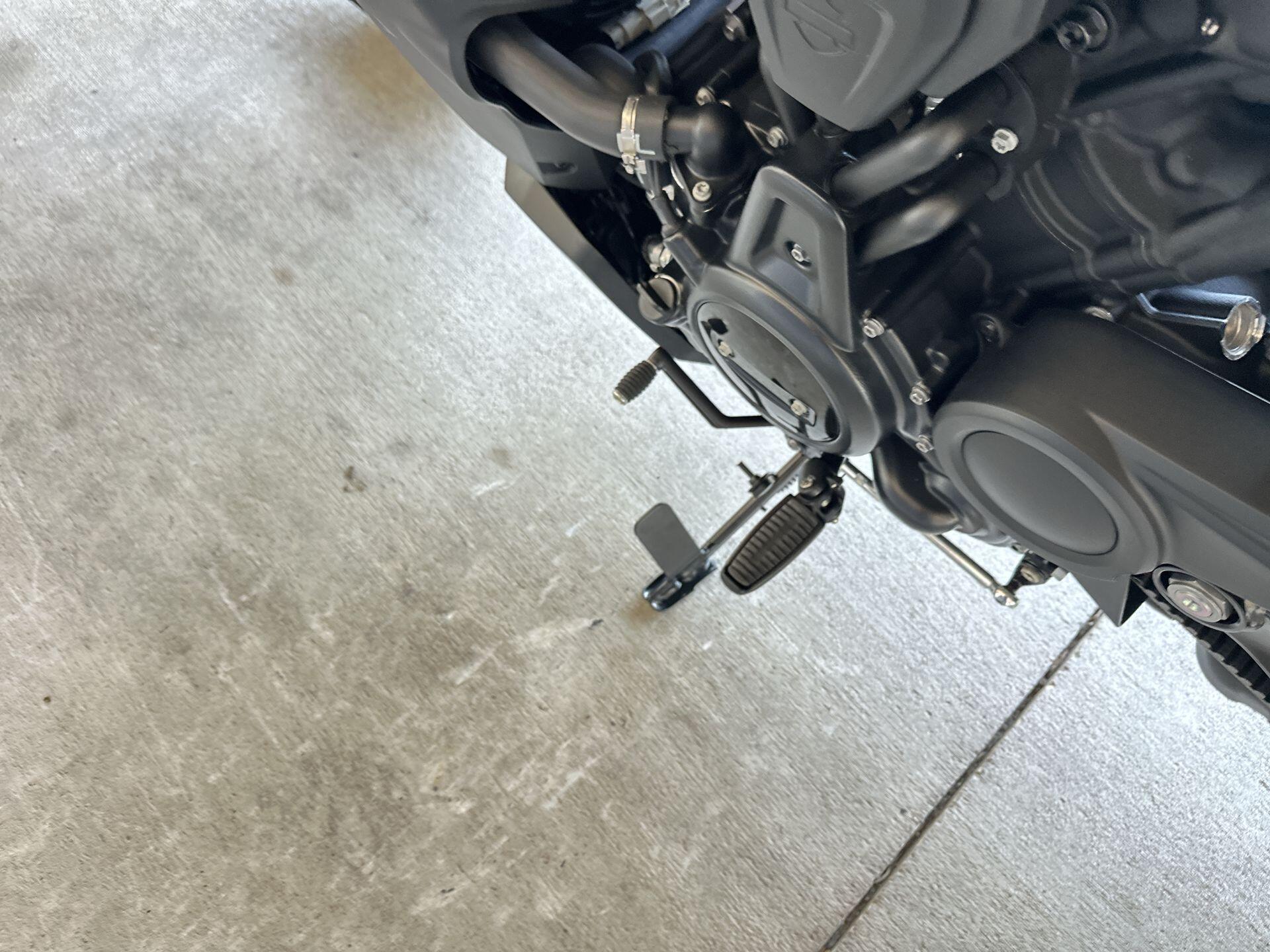 2026 Harley-Davidson® Nightster® RH975, photo 17