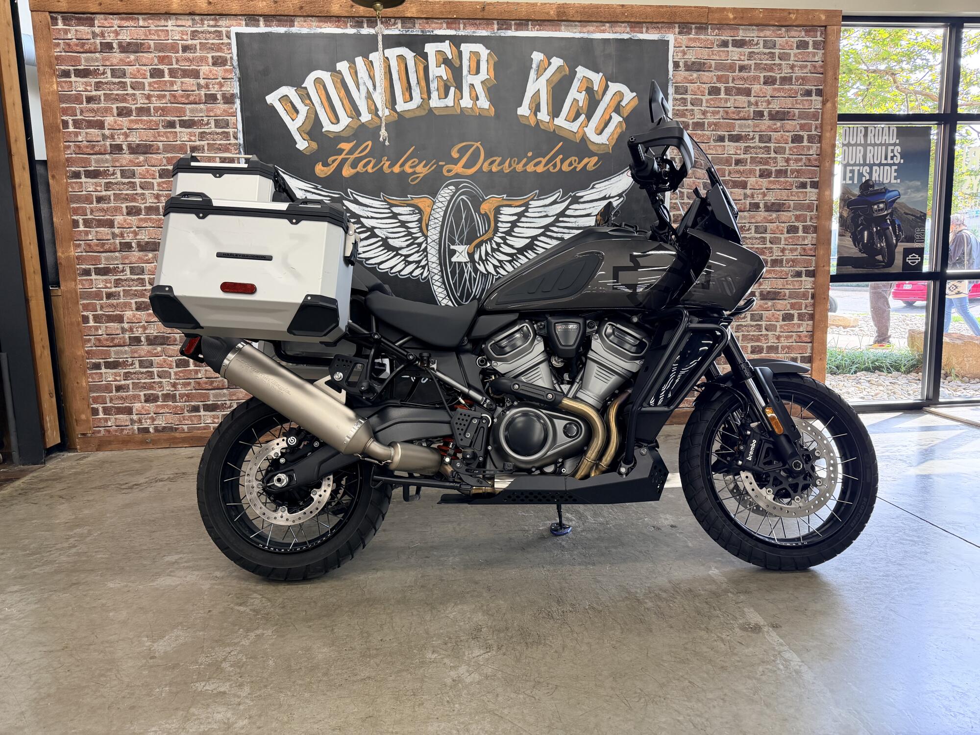 2023 Harley-Davidson® Pan America™ 1250 Special RA1250S