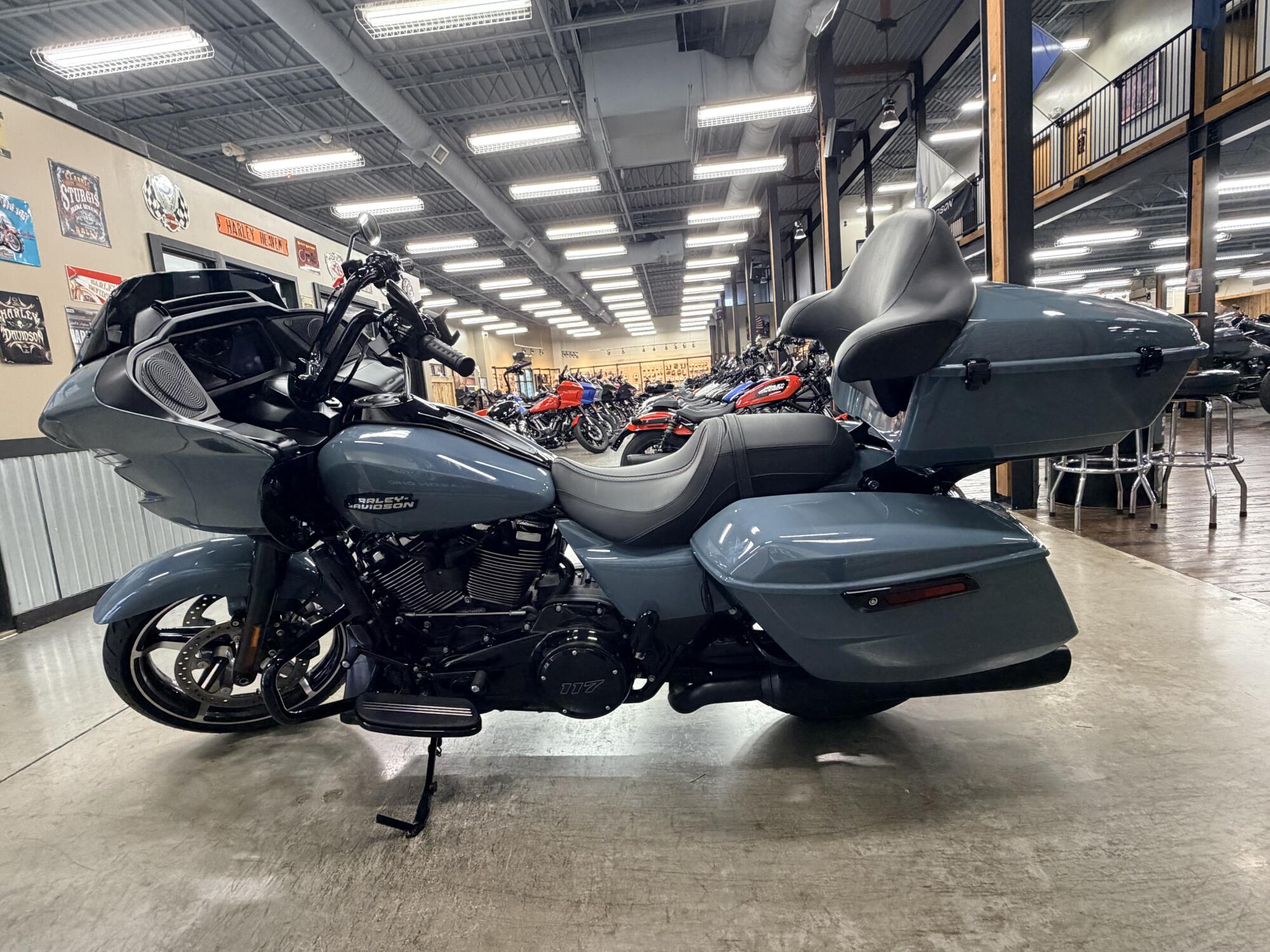 2024 Harley-Davidson® Road Glide® FLTRX, photo 11