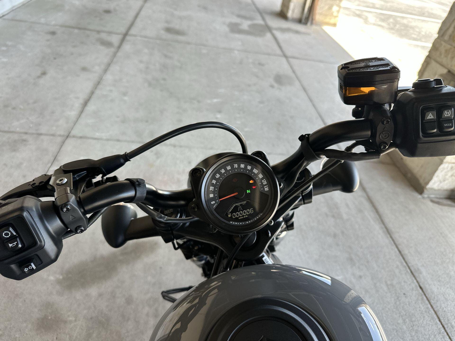 2026 Harley-Davidson® Nightster® RH975, photo 18