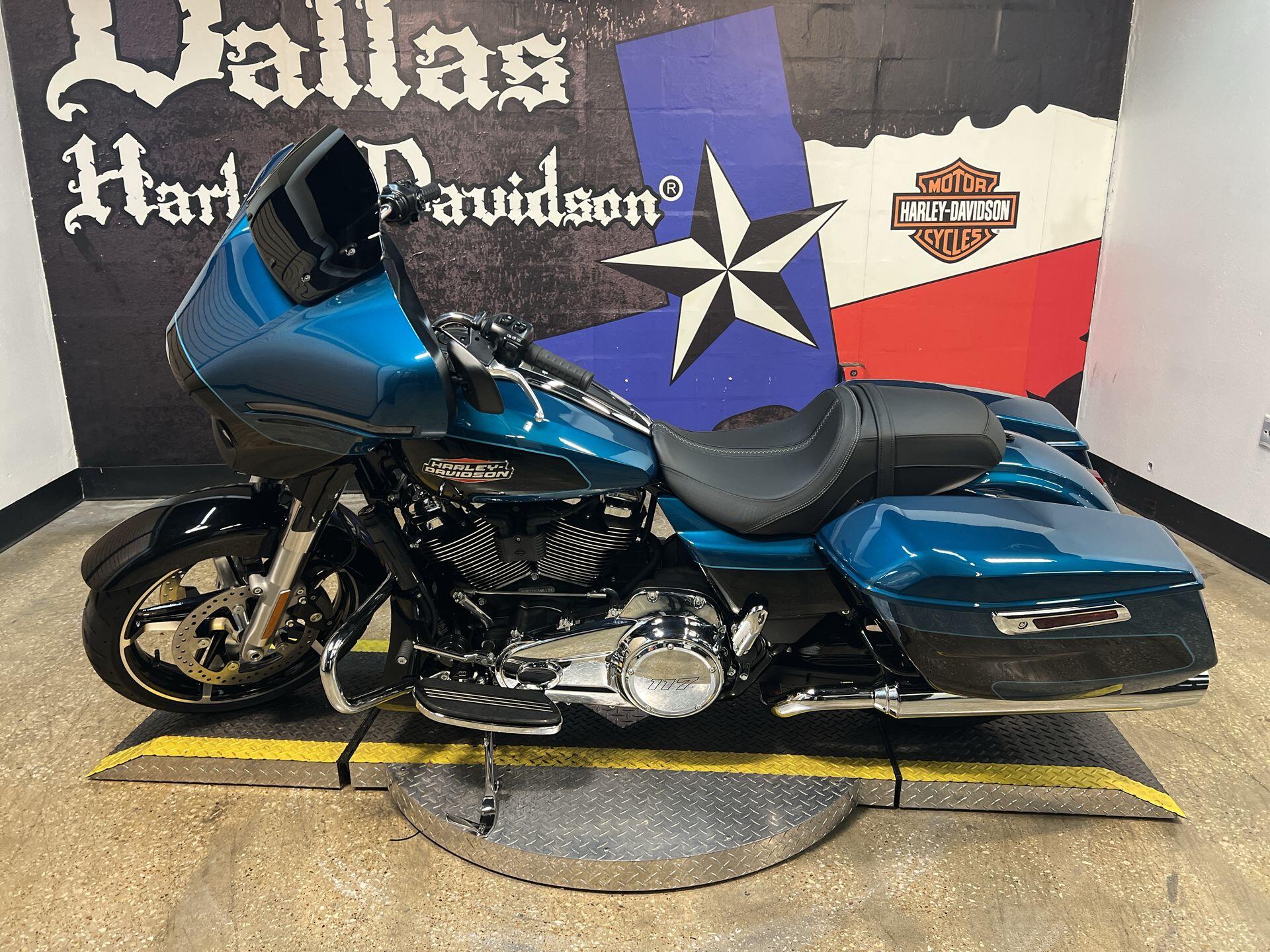 2026 Harley-Davidson® Street Glide® FLHX, photo 3