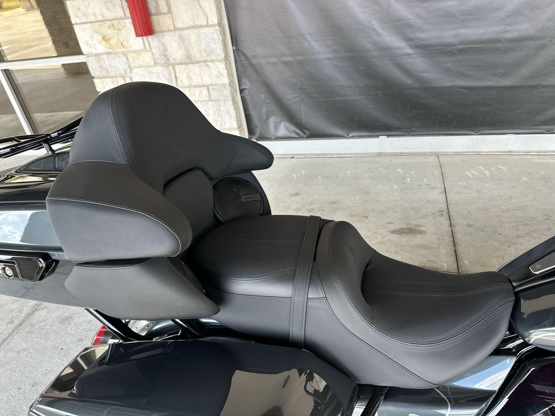 2026 Harley-Davidson® Road Glide Limited FLTRXL, photo 14