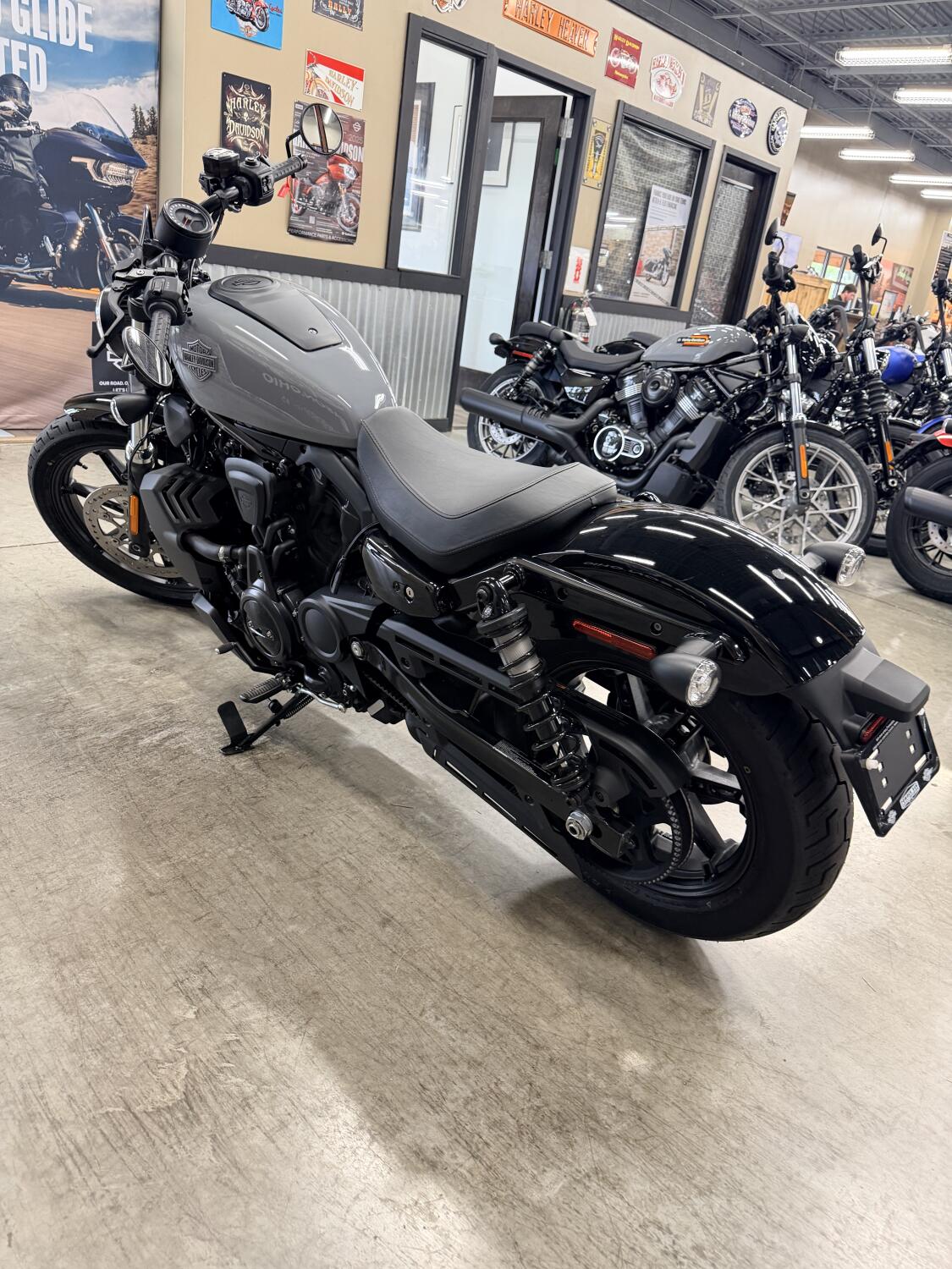 2026 Harley-Davidson® Nightster® RH975, photo 10