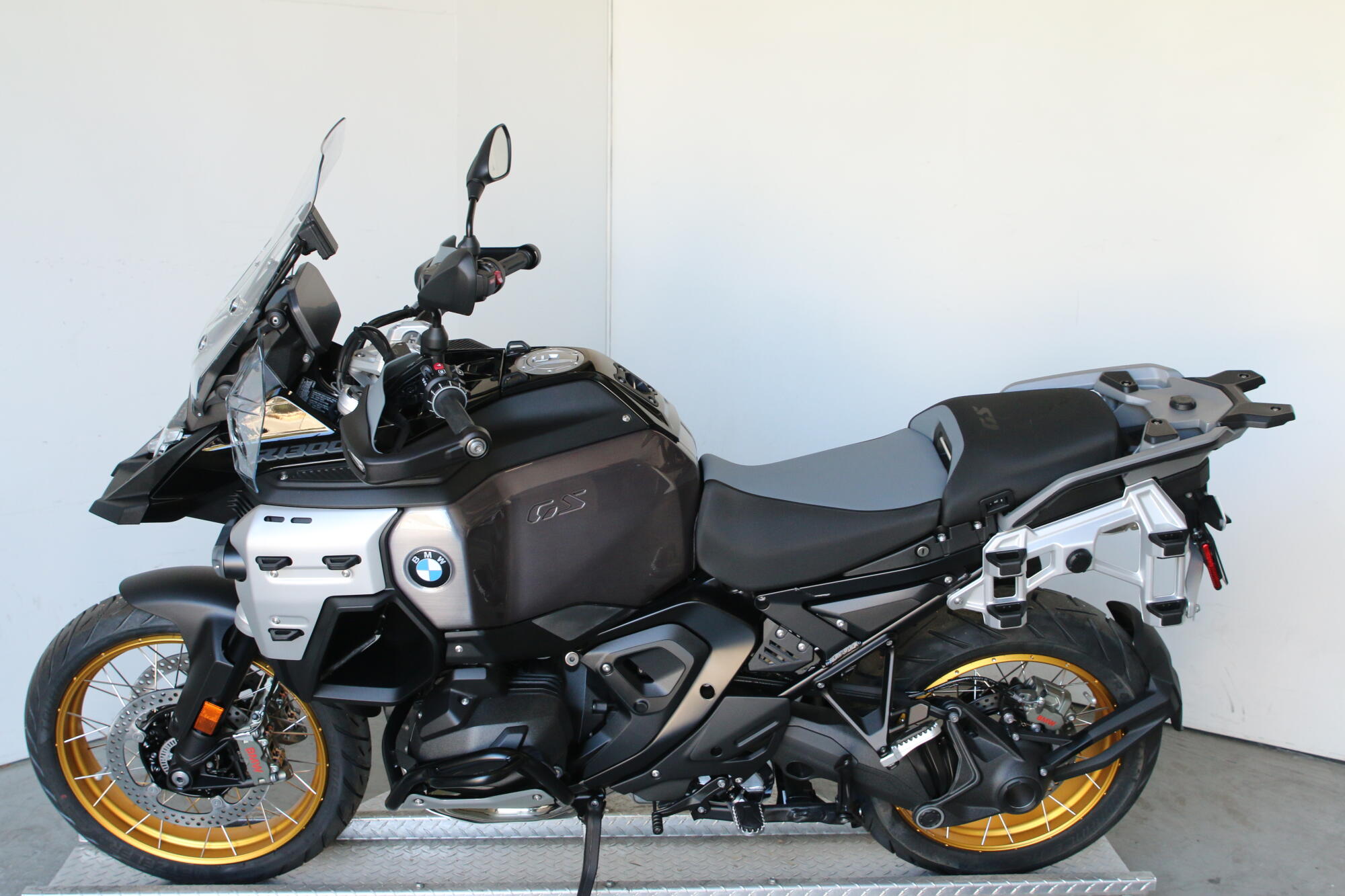 2026 BMW Motorrad R 1300 GS Adventure, photo 6