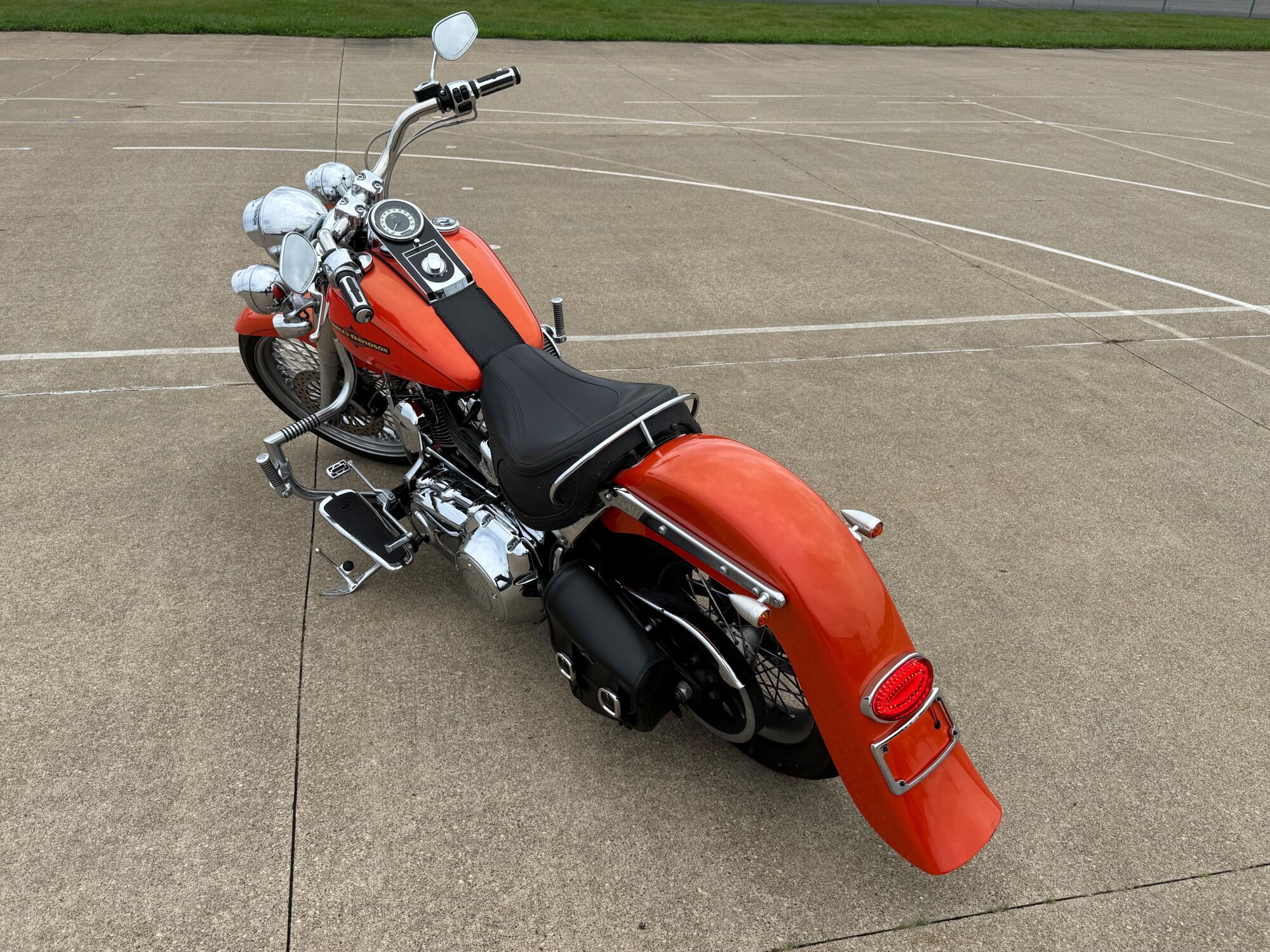2012 Harley-Davidson® Softail® Deluxe Custom Tequila Sunrise/H-D Orange, photo 6