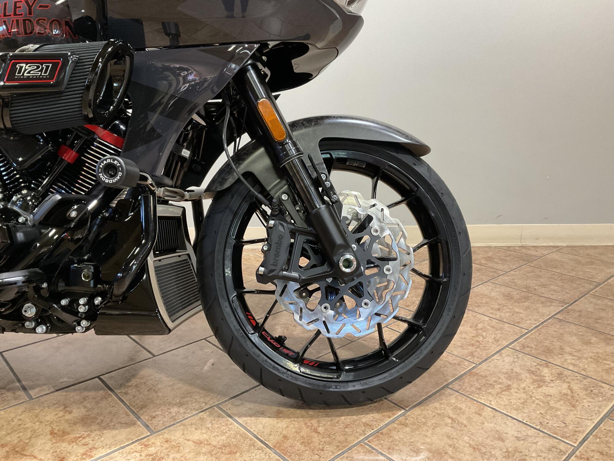 2026 Harley-Davidson® CVO Road Glide ST Inferno Gray FLTRXSTSE, photo 8