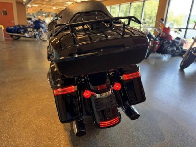 2022 Harley Davidson Road Glide® FLTRX, photo 7