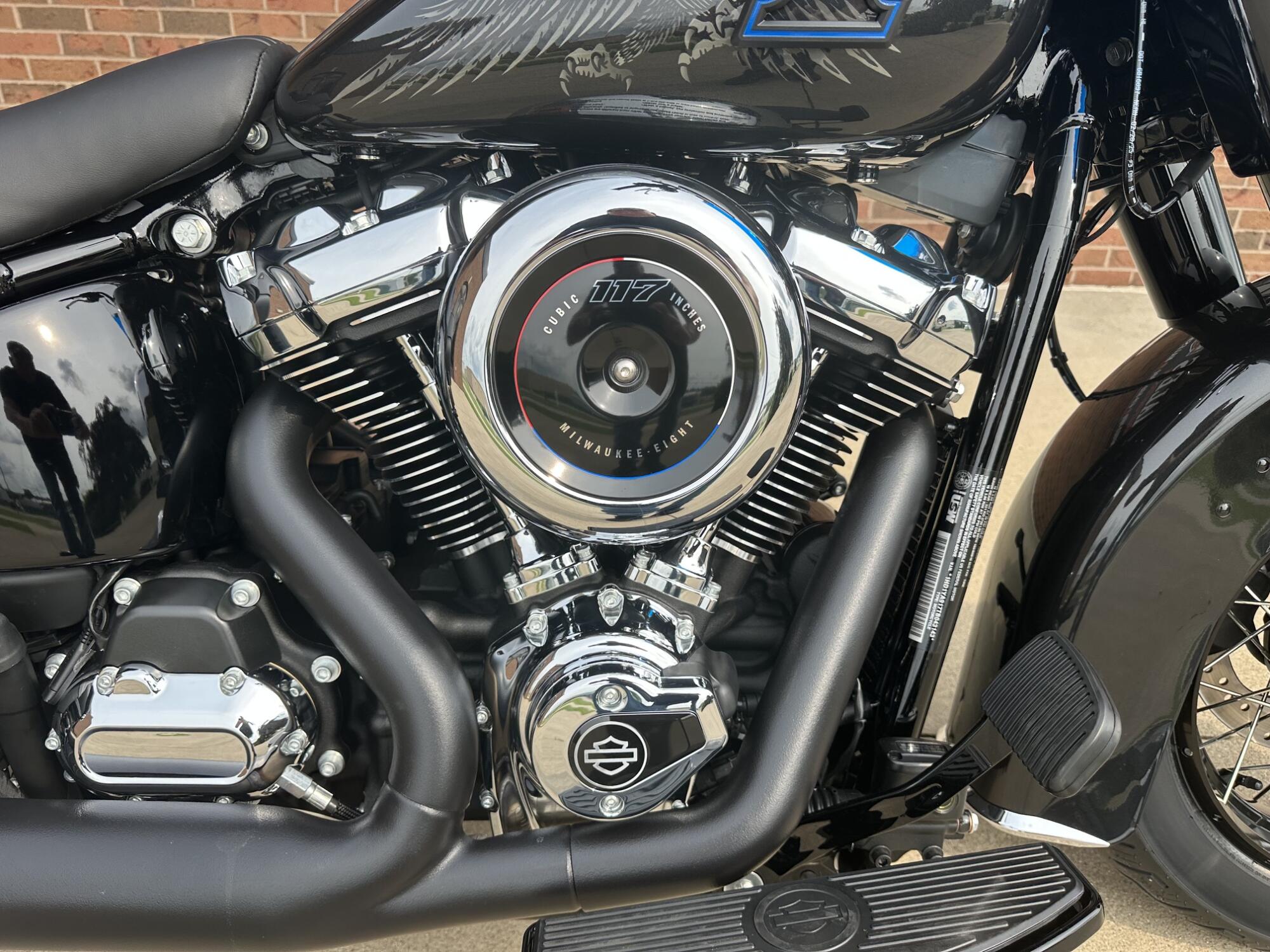 2026 Harley-Davidson Liberty Edition Heritage Classic FLHC, photo 4