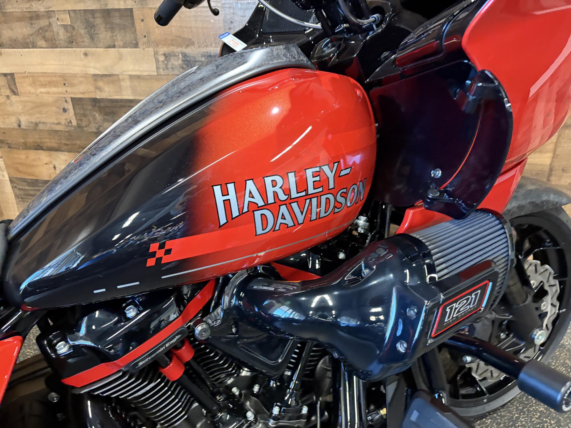 2026 Harley-Davidson® CVO Road Glide ST Citrus Heat Re-Entry FLTRXSTSE, photo 6