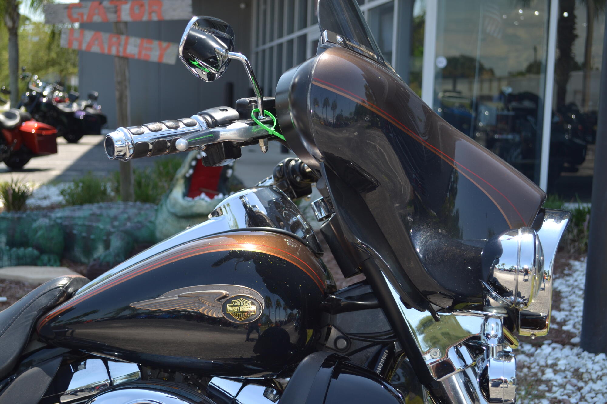 2013 Harley-Davidson® Electra Glide® Ultra Limited Anniversary Edition 110th - FLHTK, photo 3