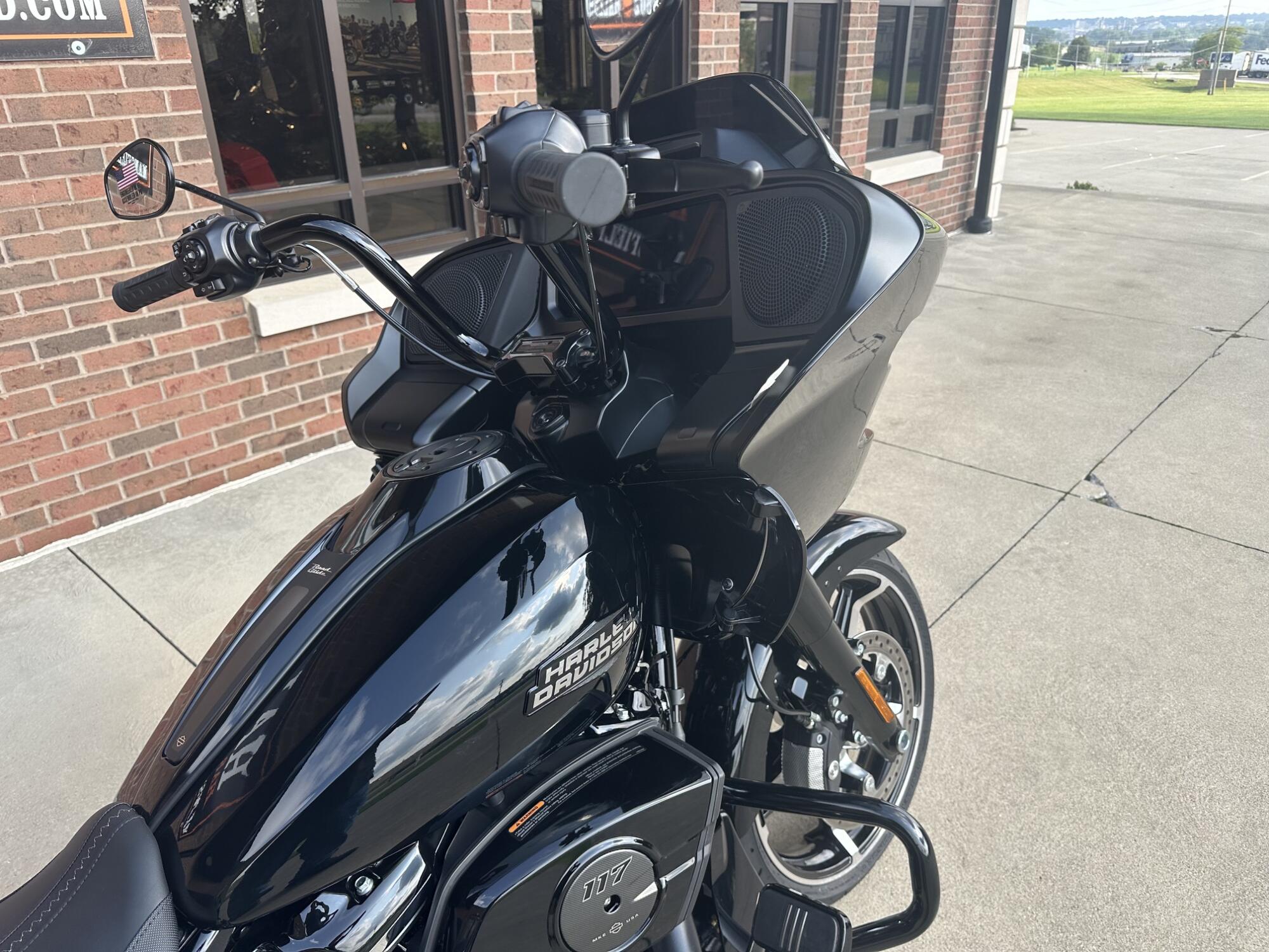 2026 Harley-Davidson Road Glide FLTRX, photo 5
